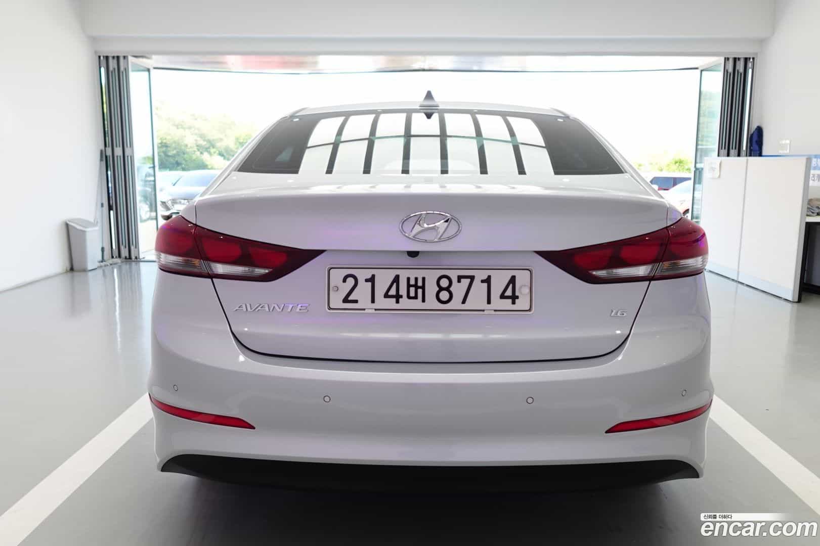 AVANTE Hyundai 2018.5-OUTER-004