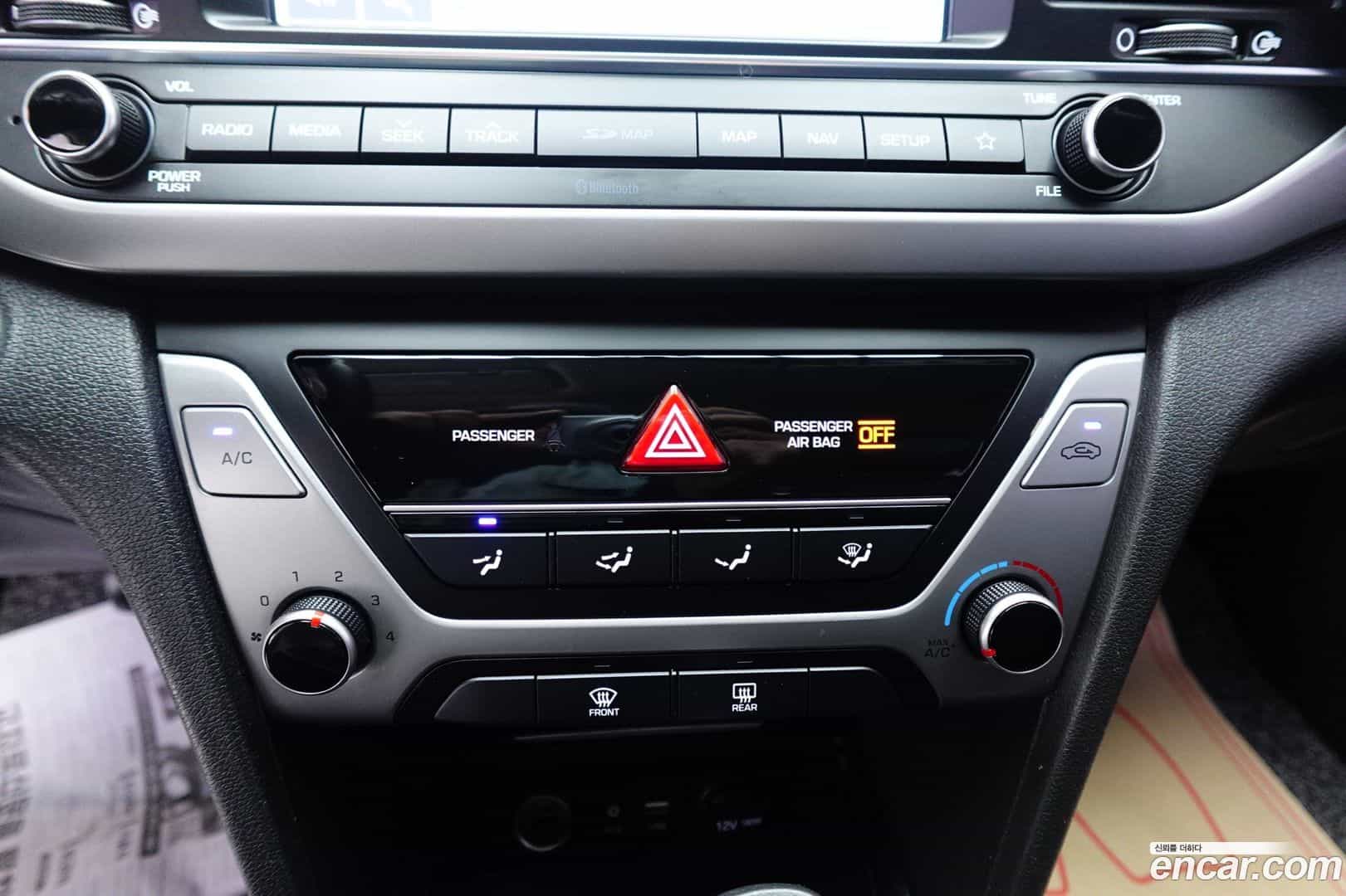 AVANTE Hyundai 2018.5-INNER-010