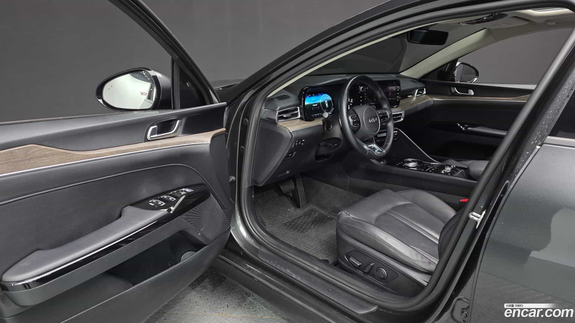 K5 Kia 2022.2-INNER-010