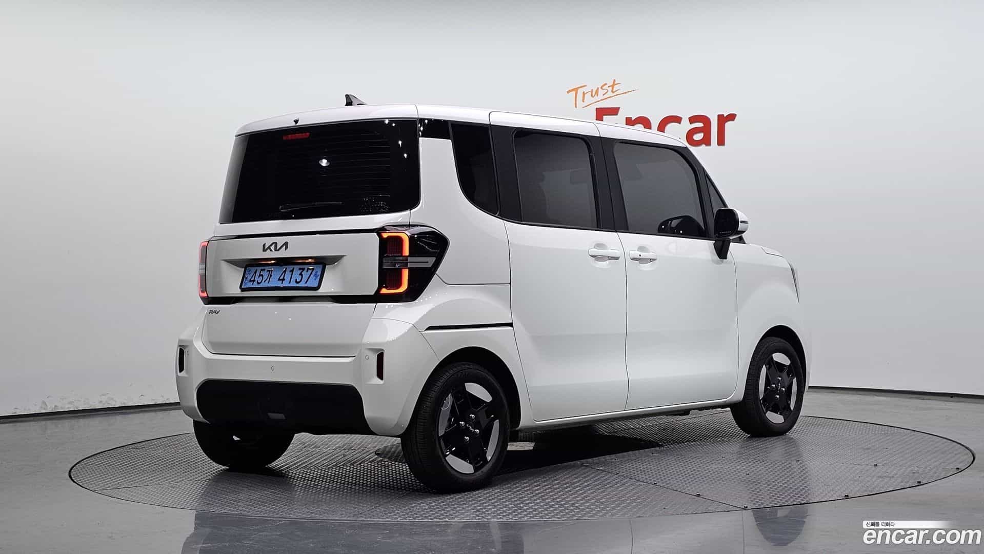 RAY Kia 2024.2-OUTER-002