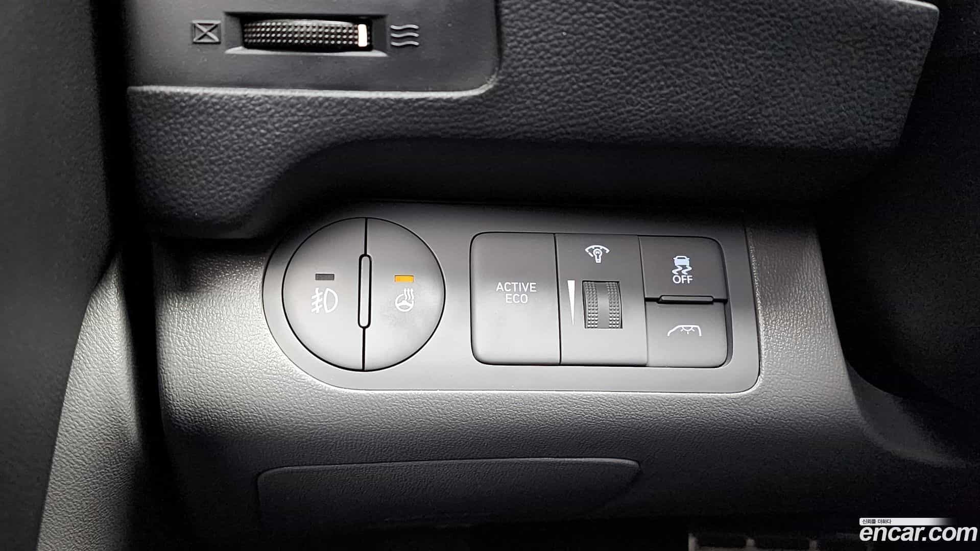 Starex Hyundai 2018.11-OPTION-040