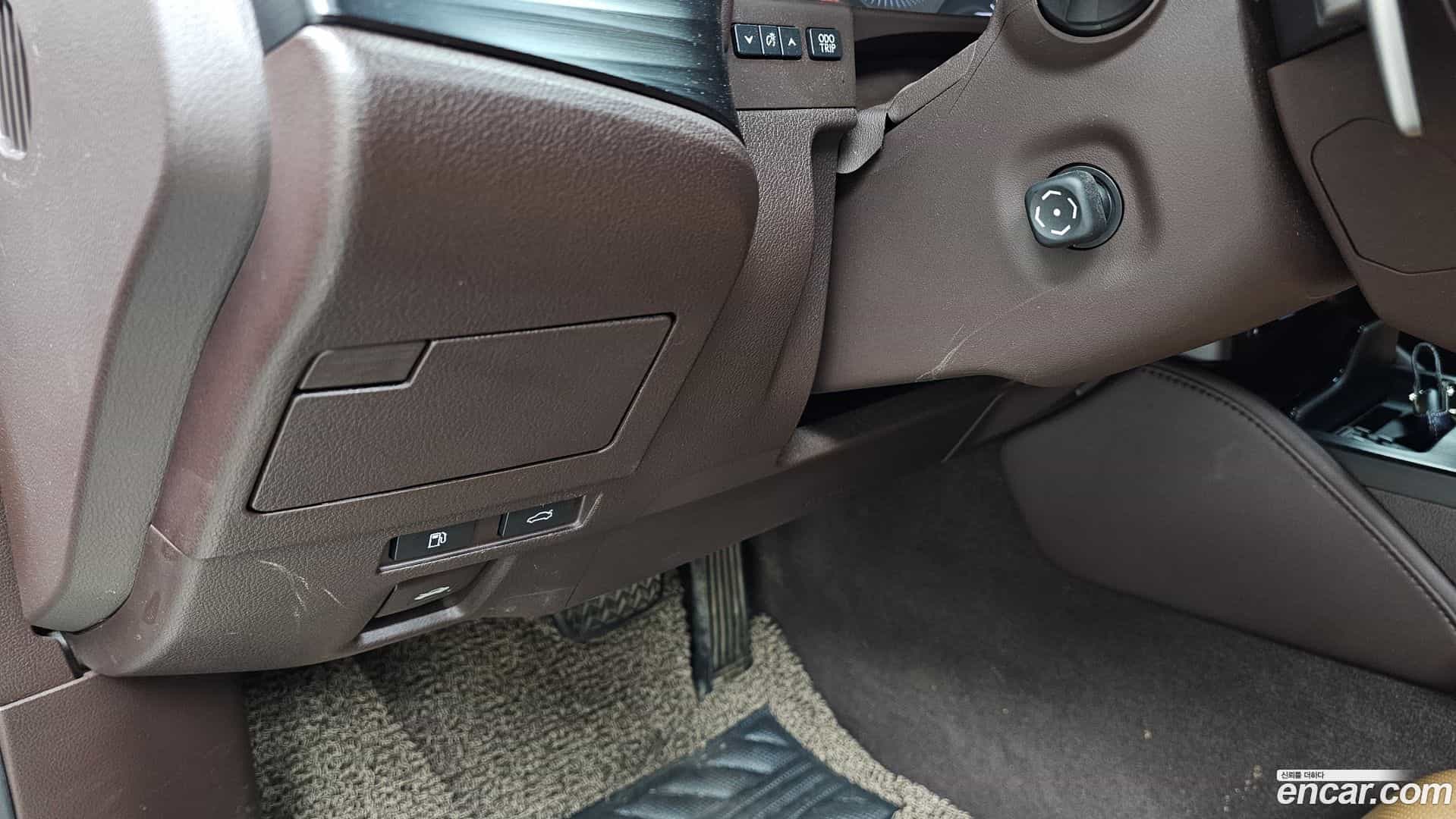ES Lexus 2018.9-OPTION-040