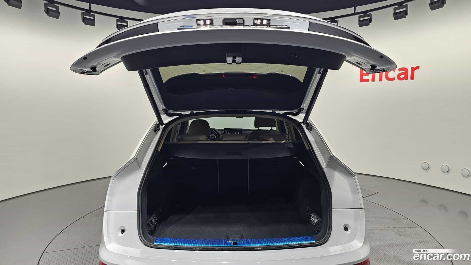Q5 Audi 2021.10-OPTION-021