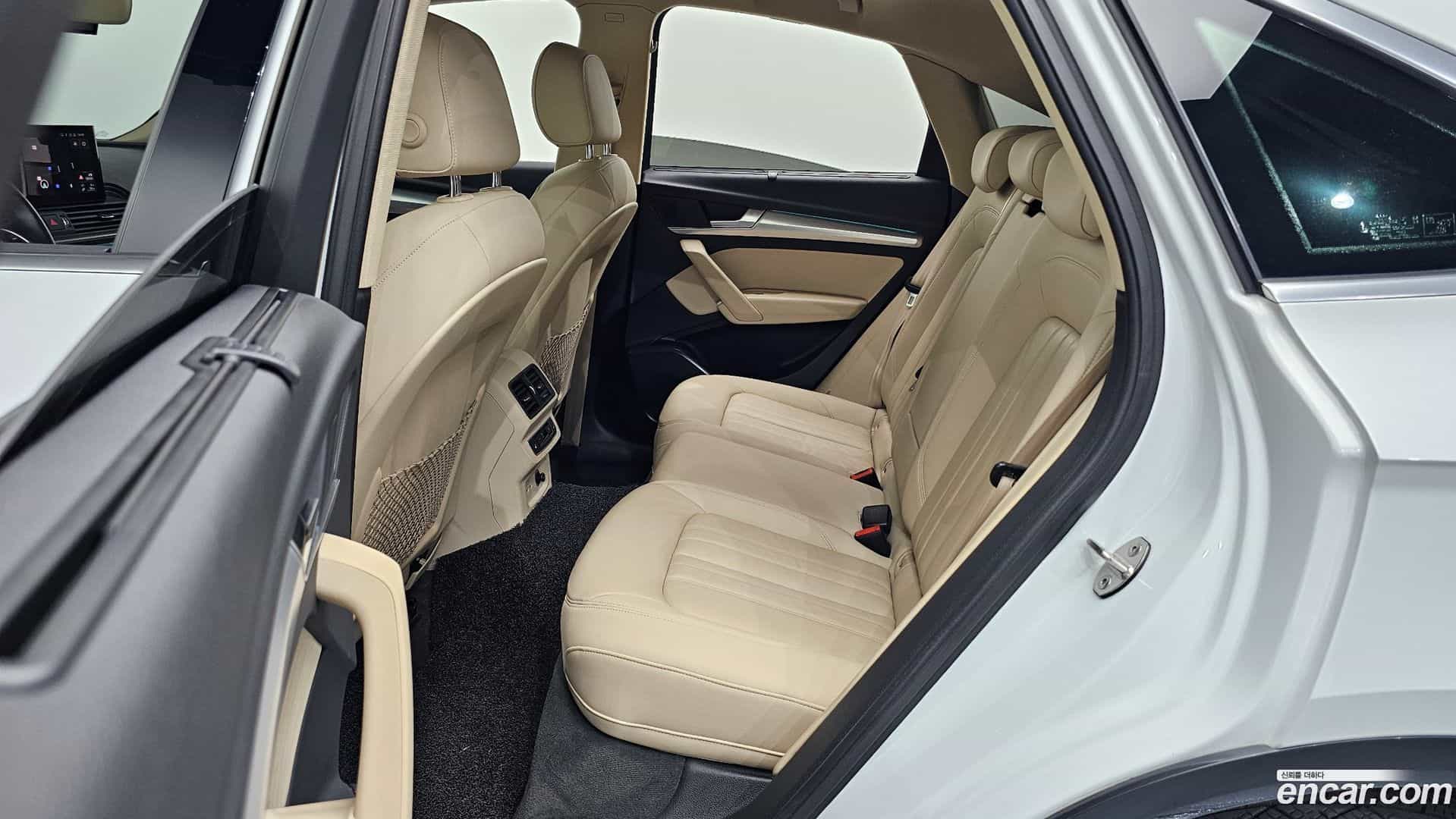 Q5 Audi 2021.10-OPTION-022