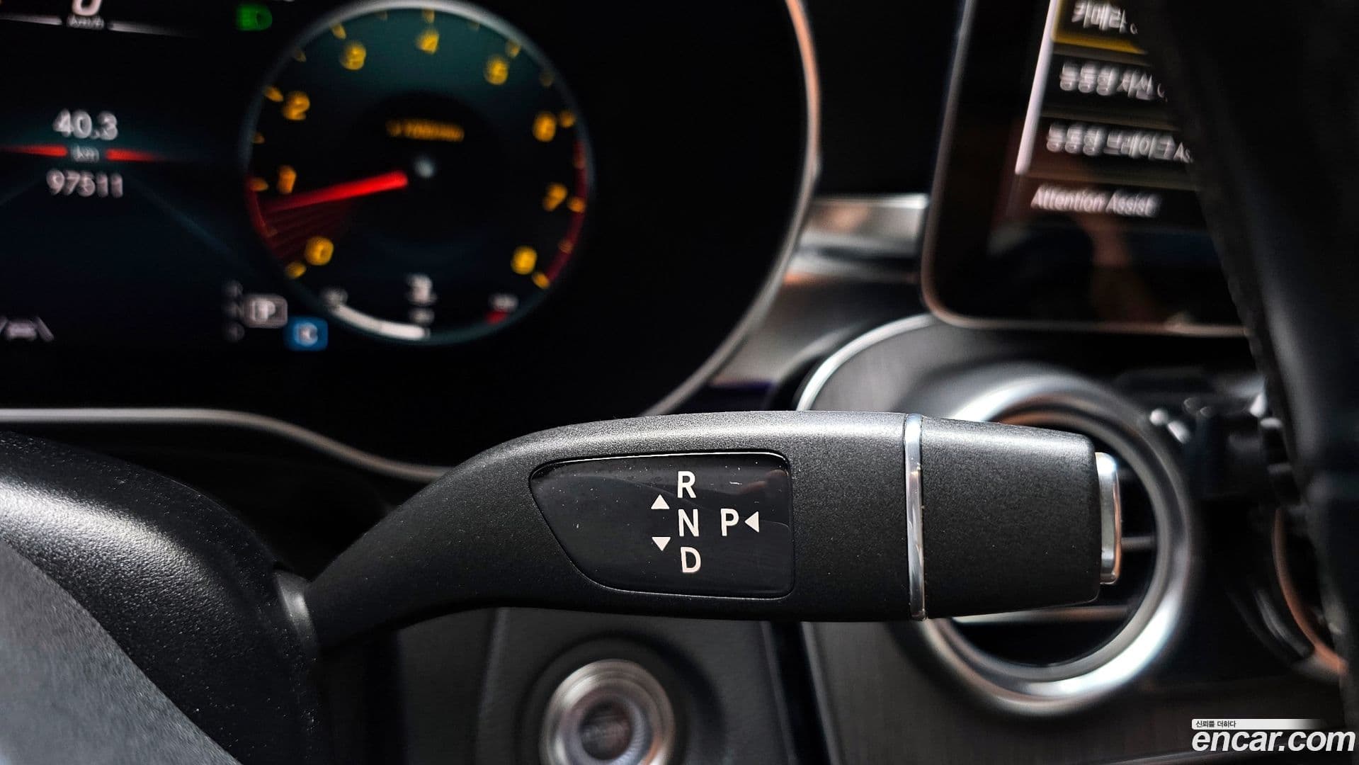 Main__Slider__Photo:GLC-Class Mercedes-Benz 2020.4-8