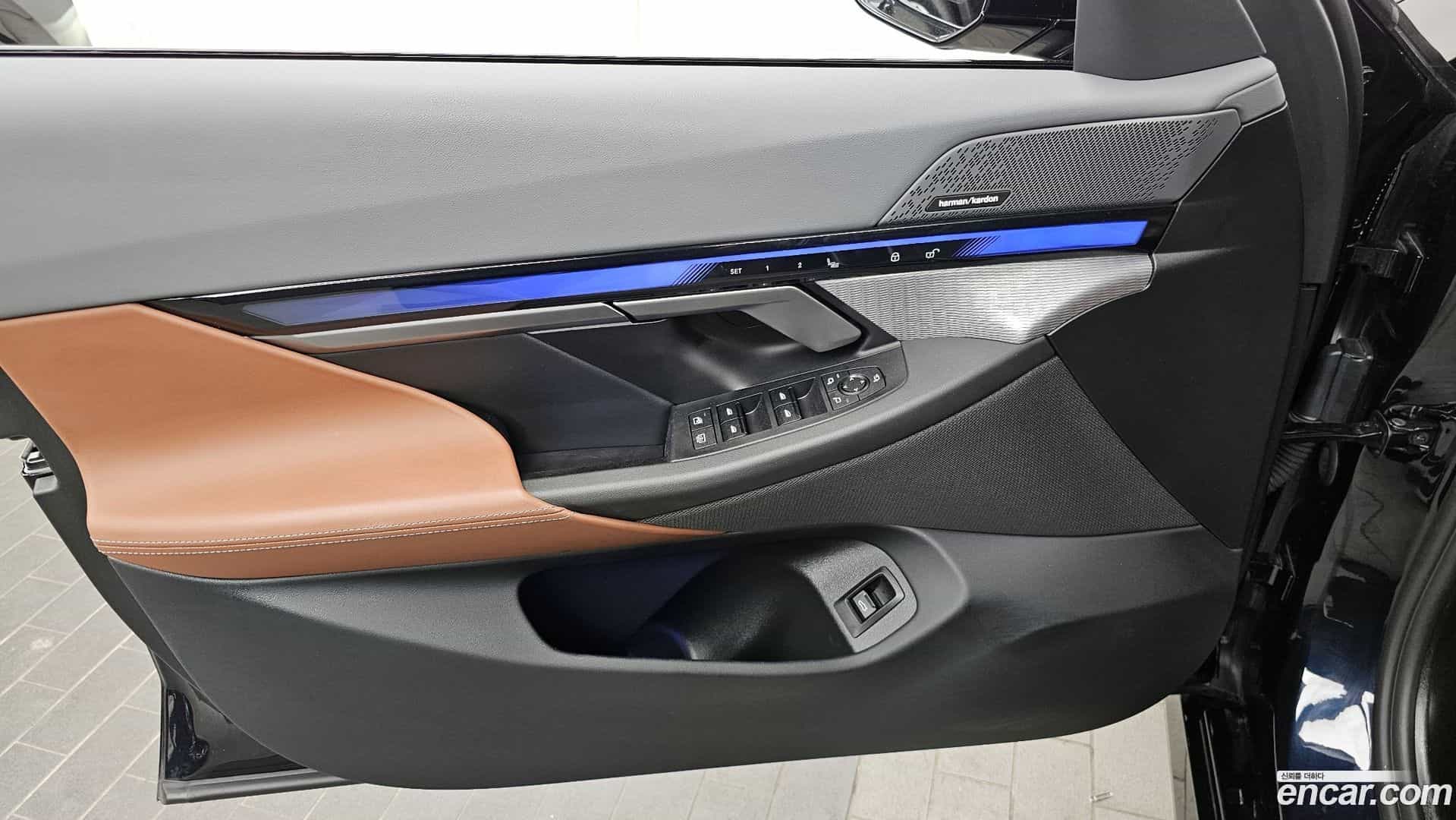 5-Series BMW 2024.8-INNER-034