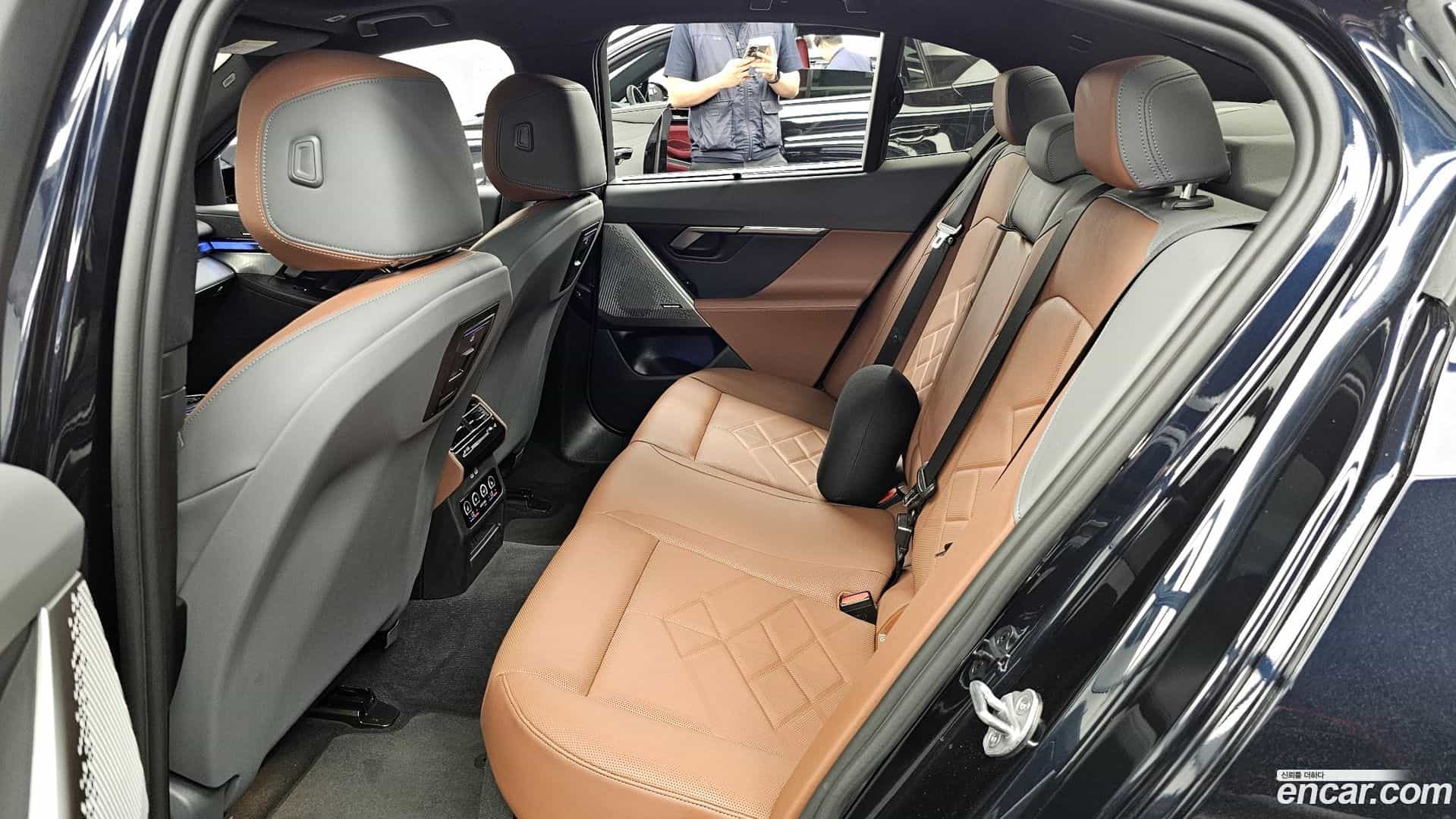 5-Series BMW 2024.8-INNER-036