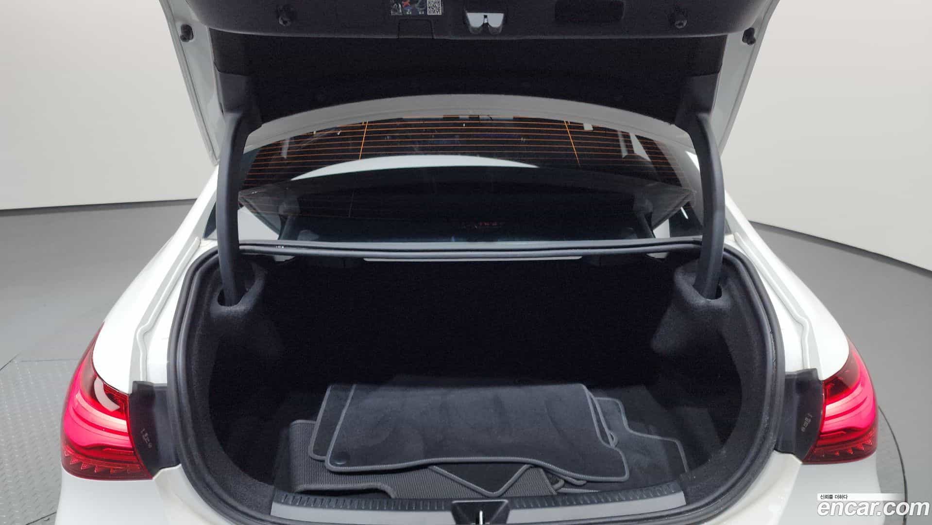 A-Class Mercedes-Benz 2024.8-OPTION-021