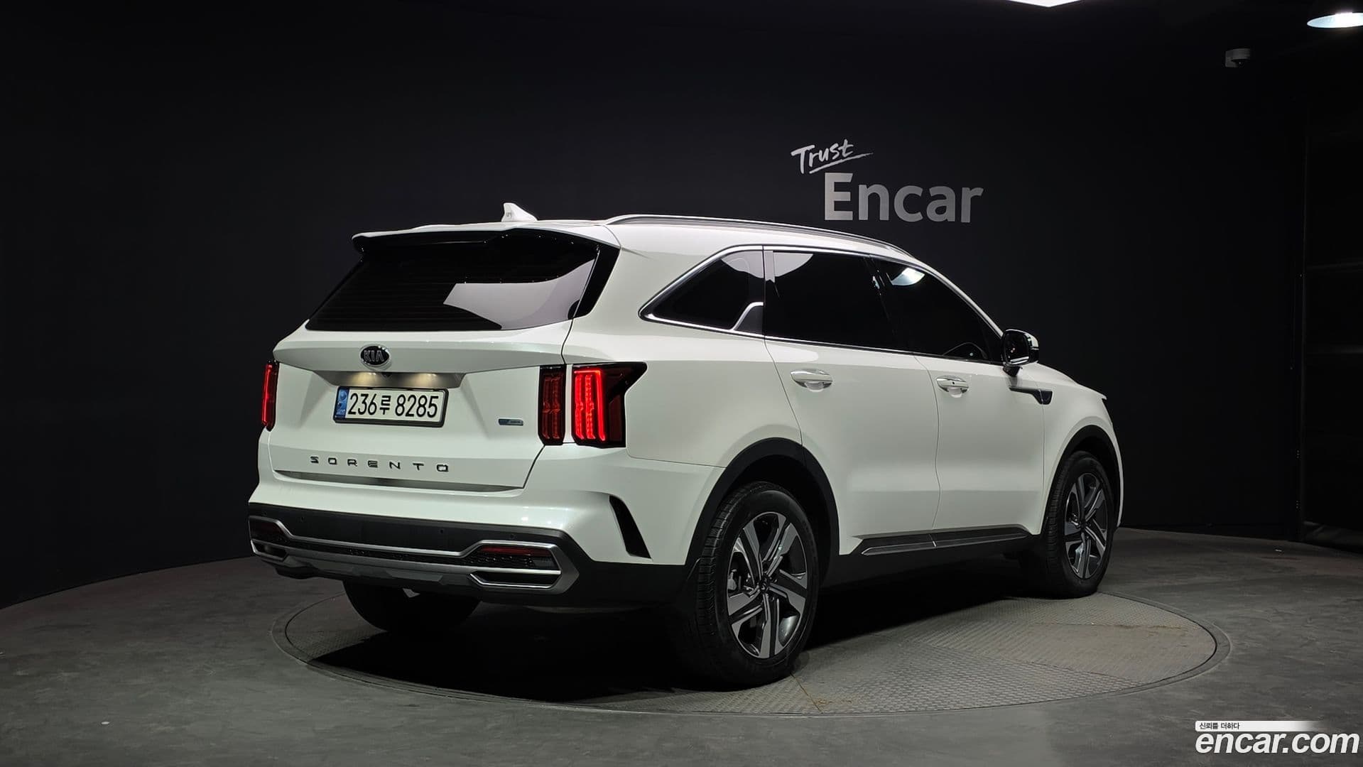 Main__Slider__Photo:Sorento Kia 2021.5-1