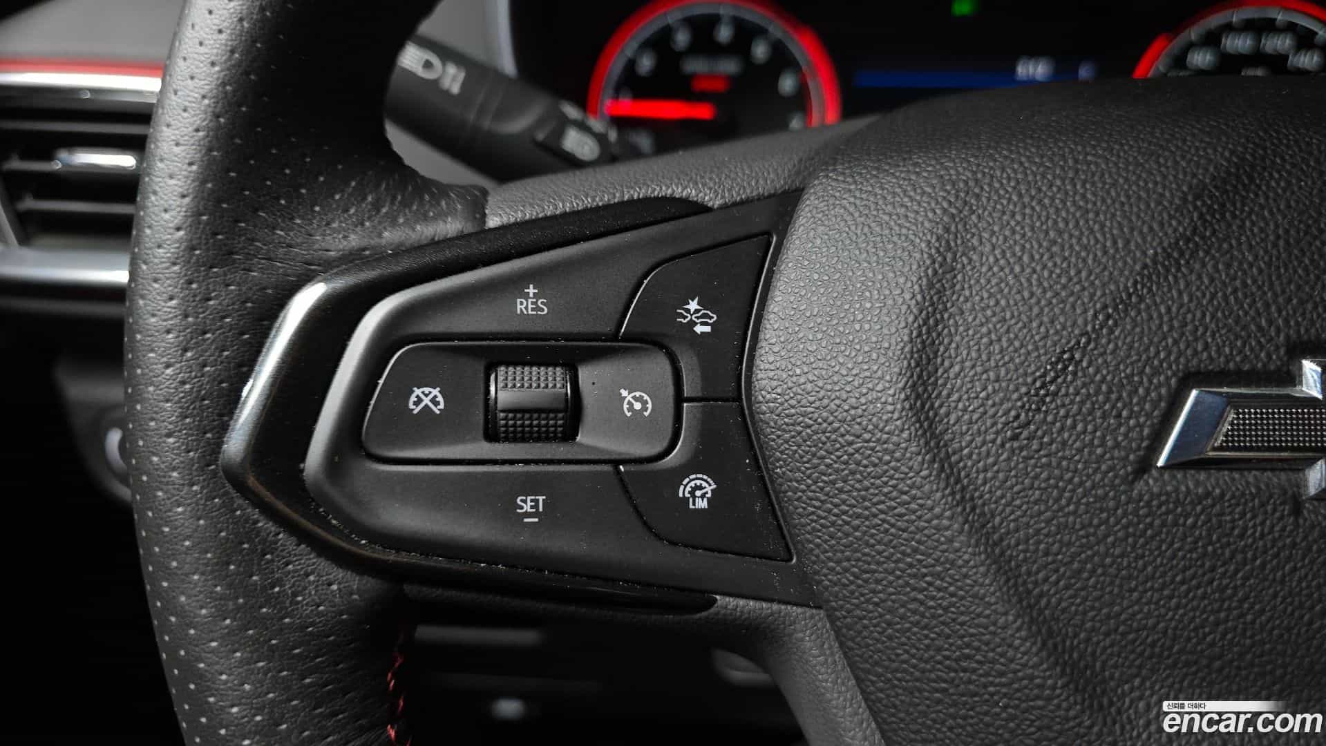 Trailblazer Chevrolet 2021.2-OPTION-040
