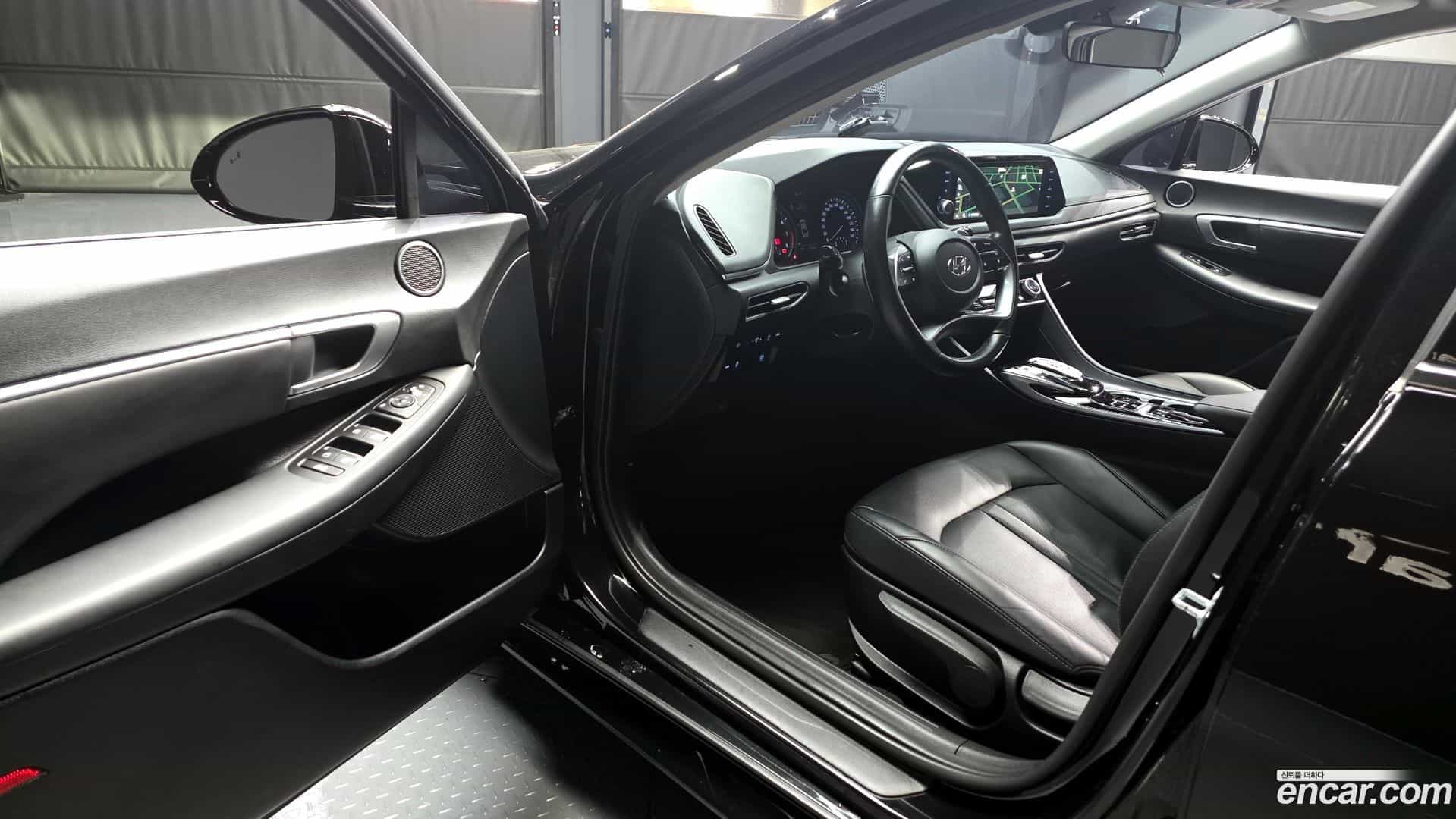 Sonata Hyundai 2022.3-INNER-010