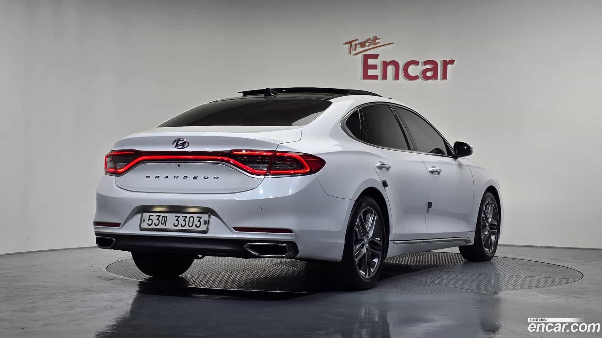 Grandeur Hyundai 2018.6-OUTER-002