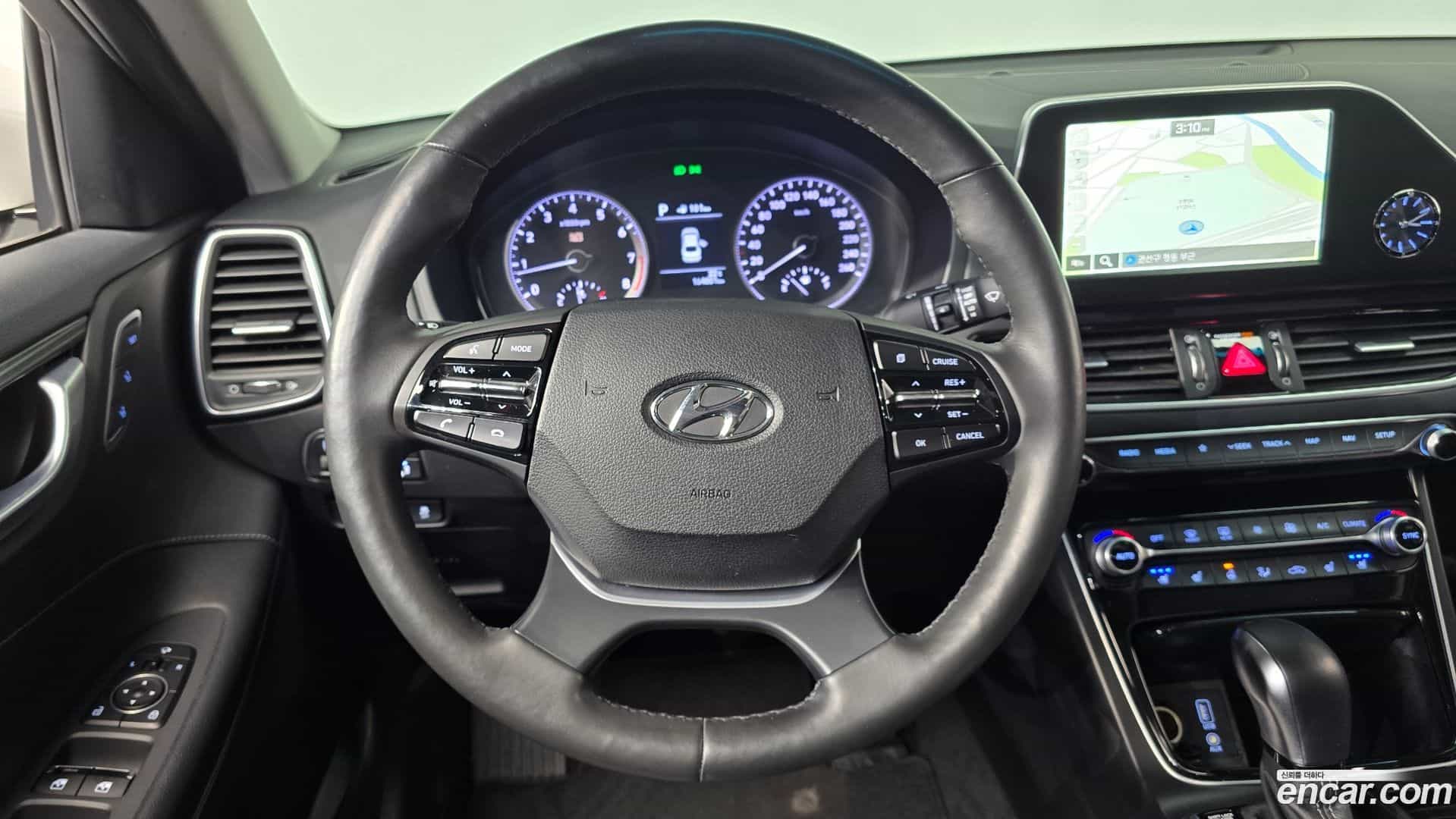 Grandeur Hyundai 2018.6-OPTION-016