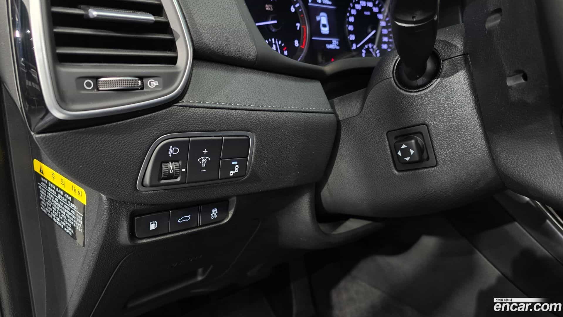 Grandeur Hyundai 2018.6-OPTION-021