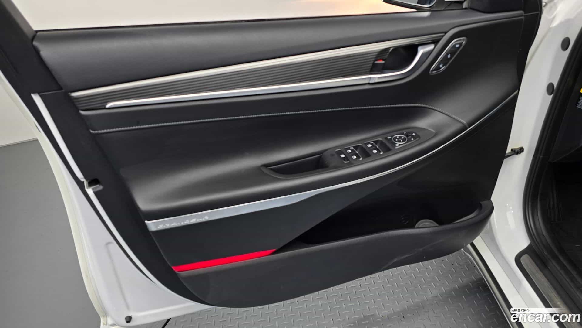 Grandeur Hyundai 2018.6-INNER-034