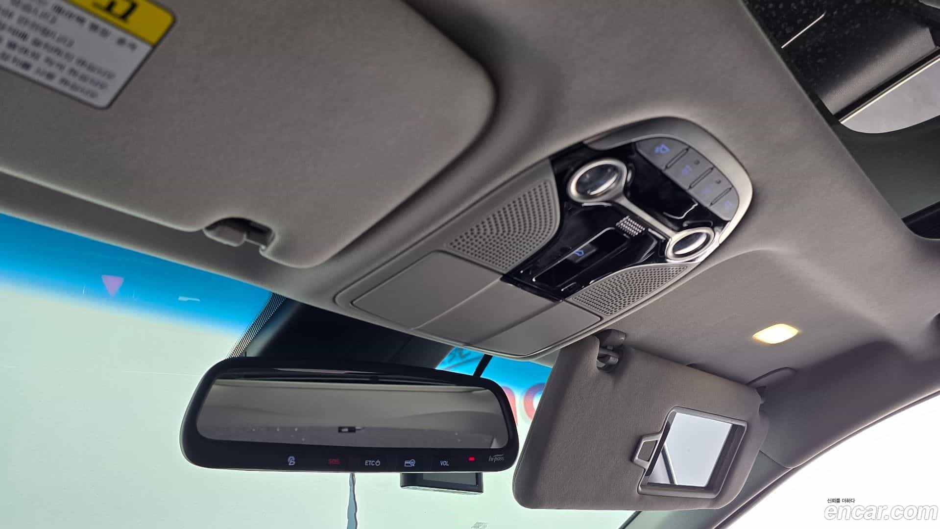 Grandeur Hyundai 2018.6-OPTION-040