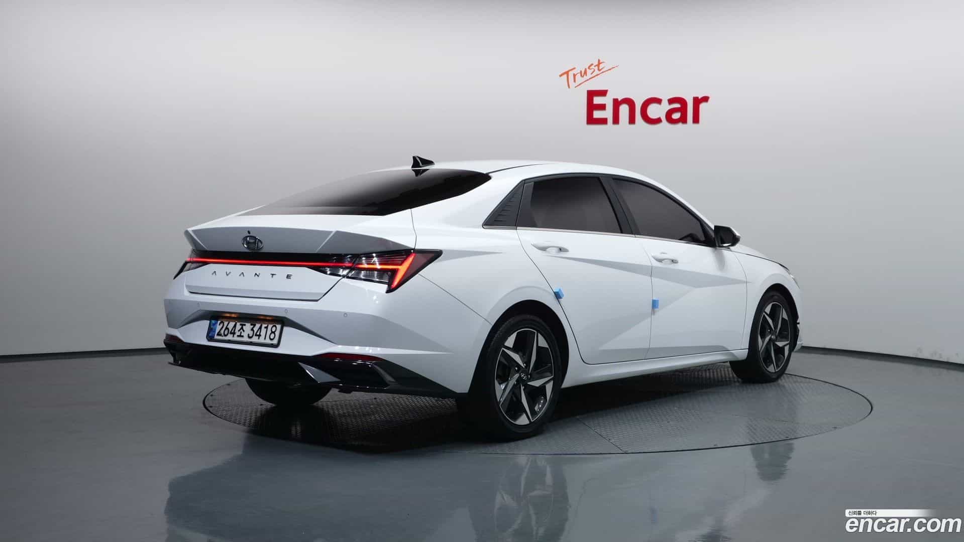 AVANTE Hyundai 2020.8-OUTER-002