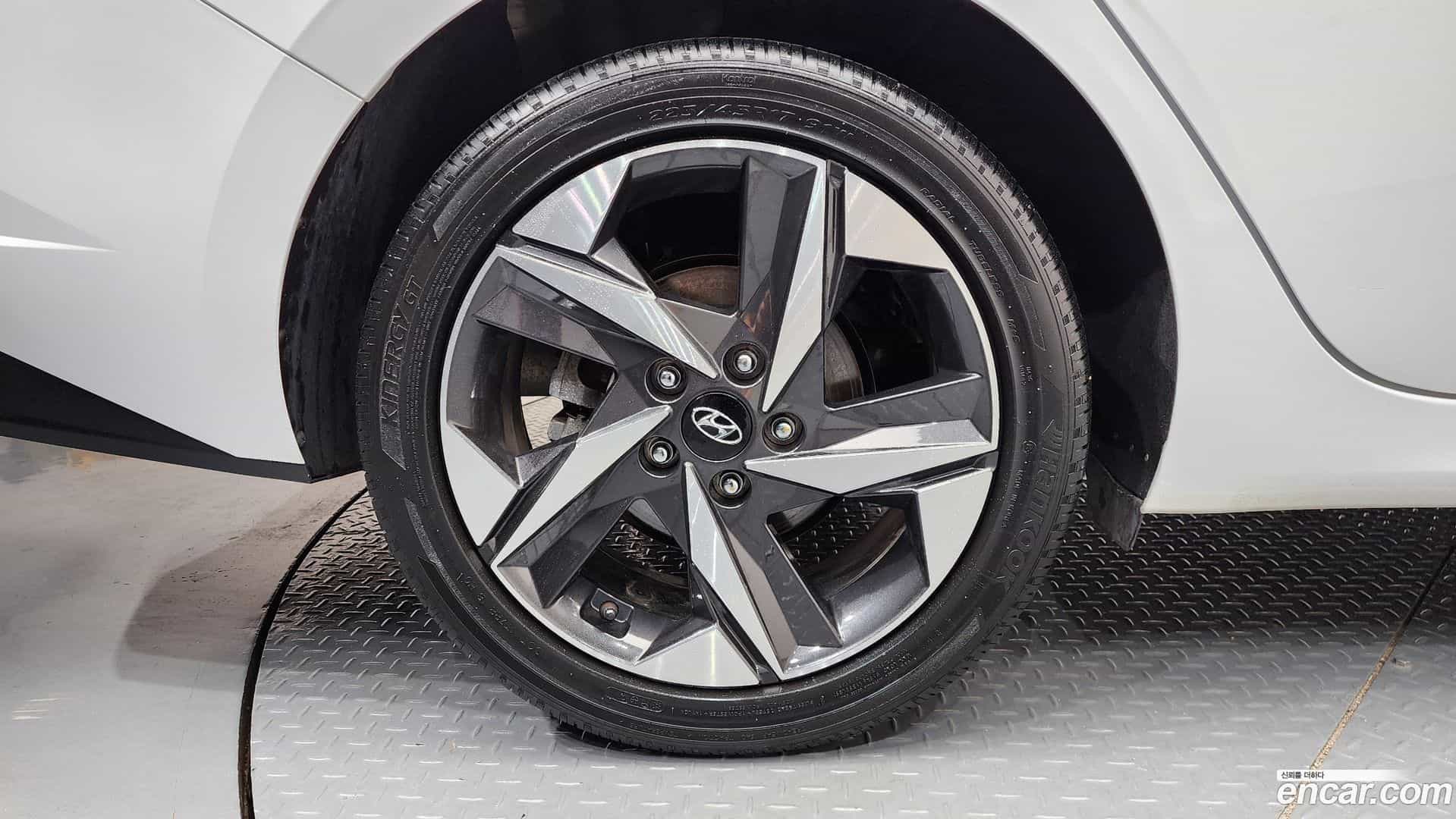 AVANTE Hyundai 2020.8-OUTER-005