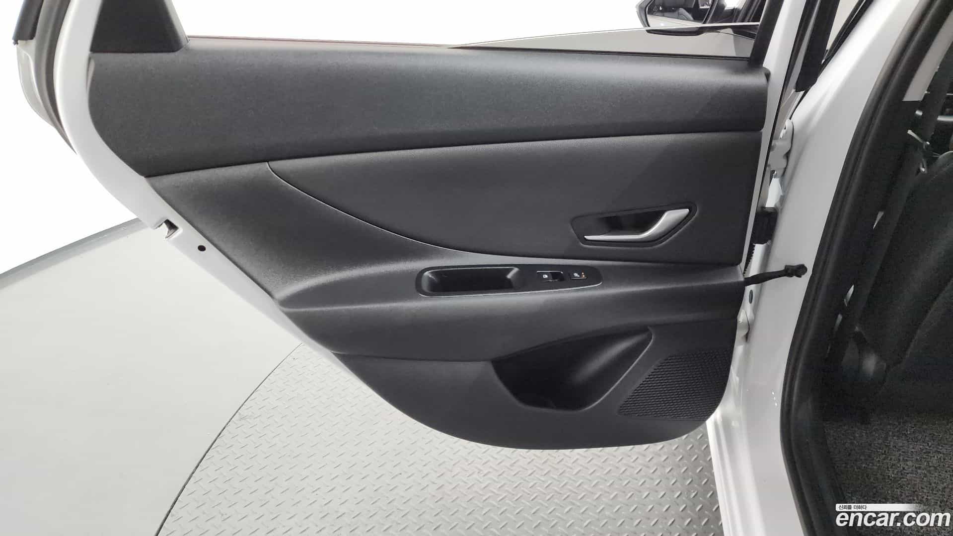 AVANTE Hyundai 2020.8-INNER-035