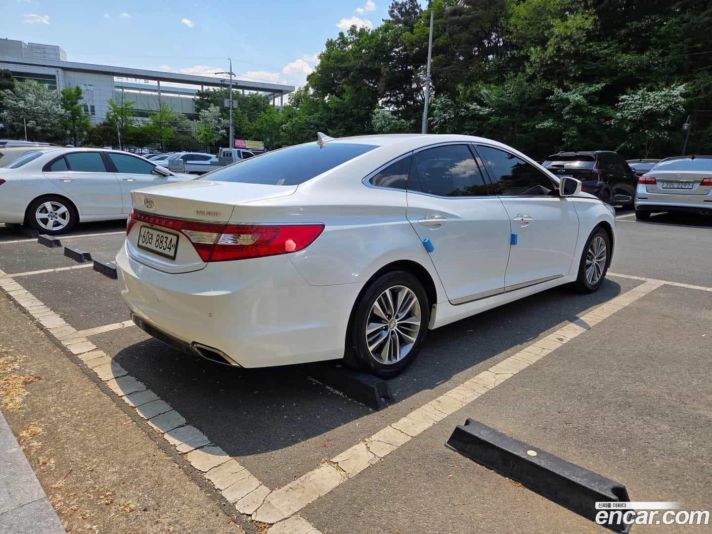 Grandeur Hyundai 2015.0-OUTER-005