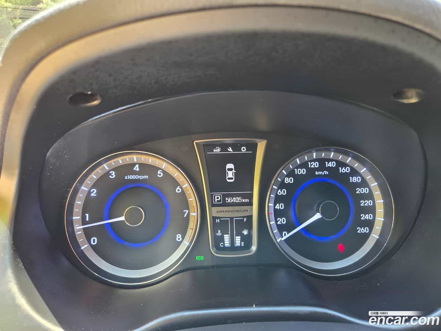 Grandeur Hyundai 2015.0-INNER-009