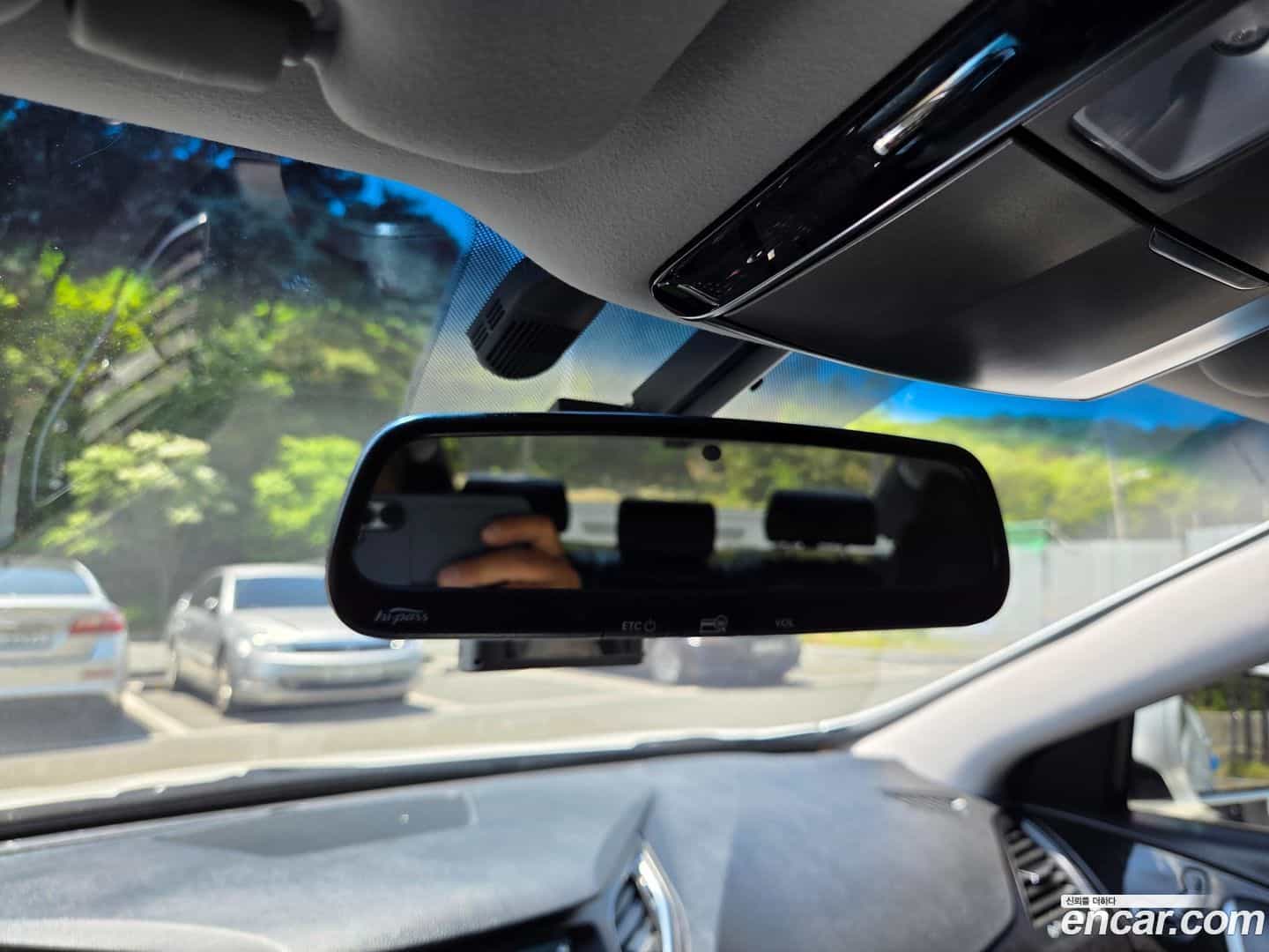 Grandeur Hyundai 2015.0-OPTION-021