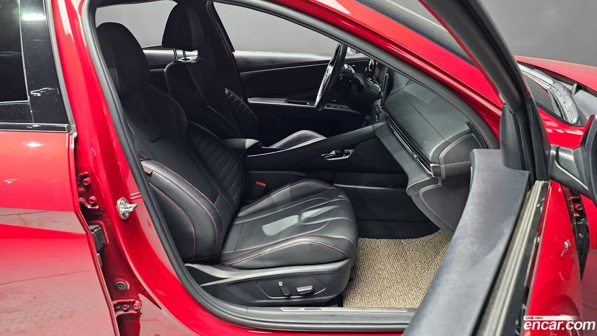 AVANTE Hyundai 2023.1-INNER-010