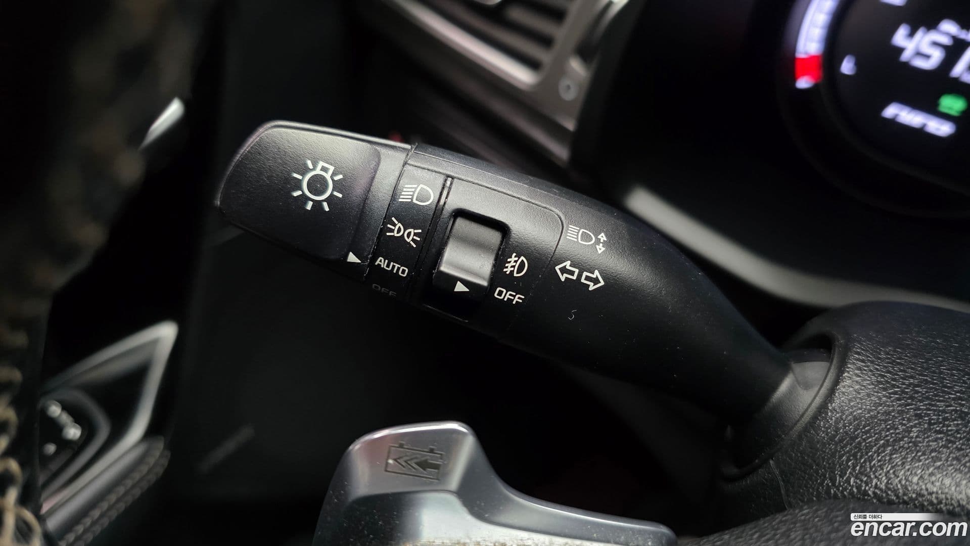Main__Slider__Photo:Niro Kia 2019.5-18