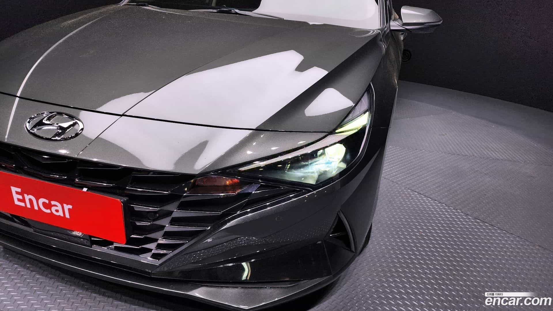 AVANTE Hyundai 2020.6-OUTER-032