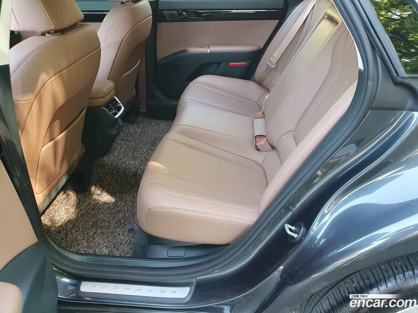 Grandeur Hyundai 2025.7-OPTION-024