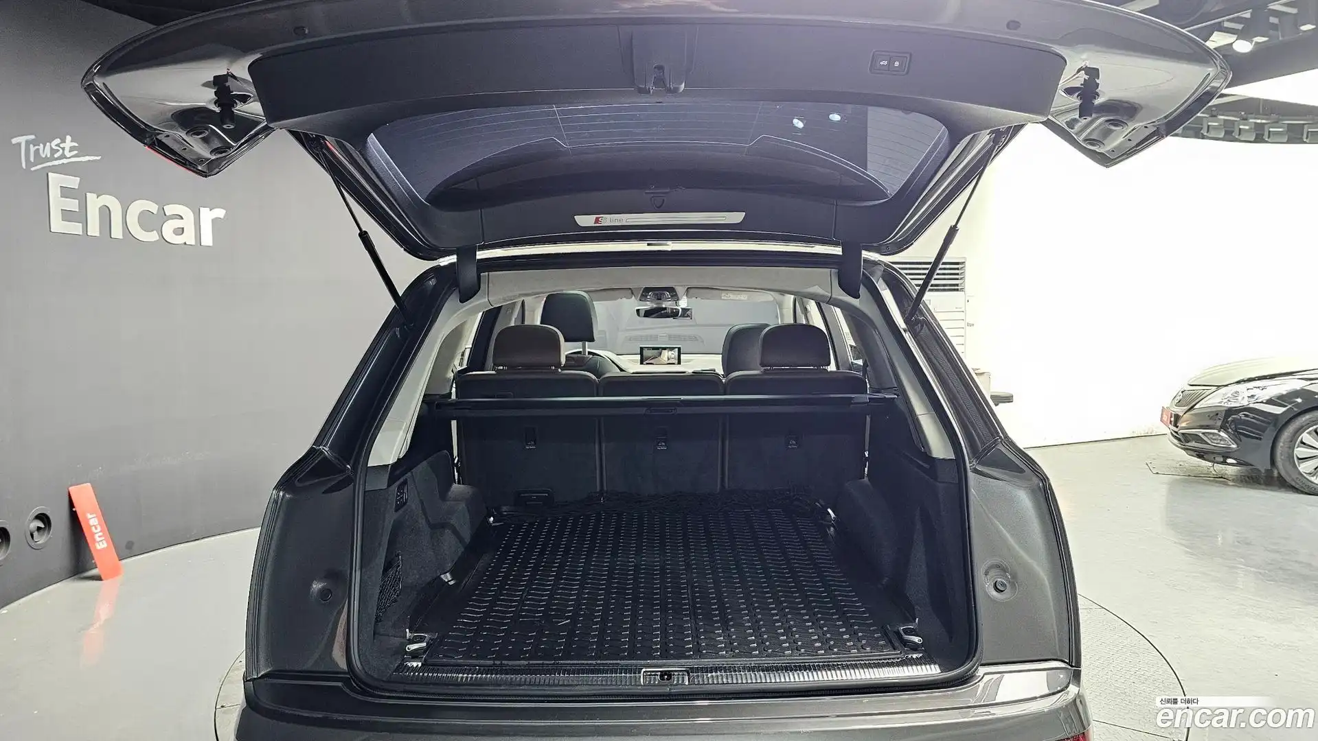 Q7 Audi 2019.8-OPTION-024