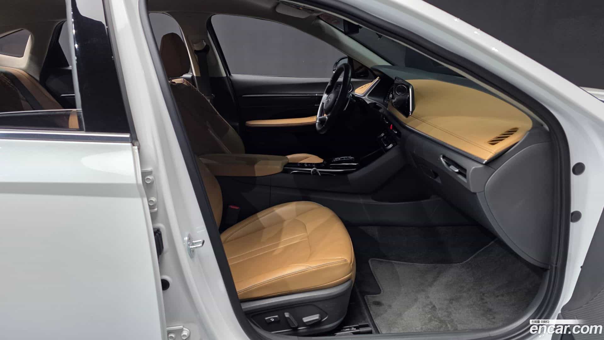 Sonata Hyundai 2021.4-OPTION-015