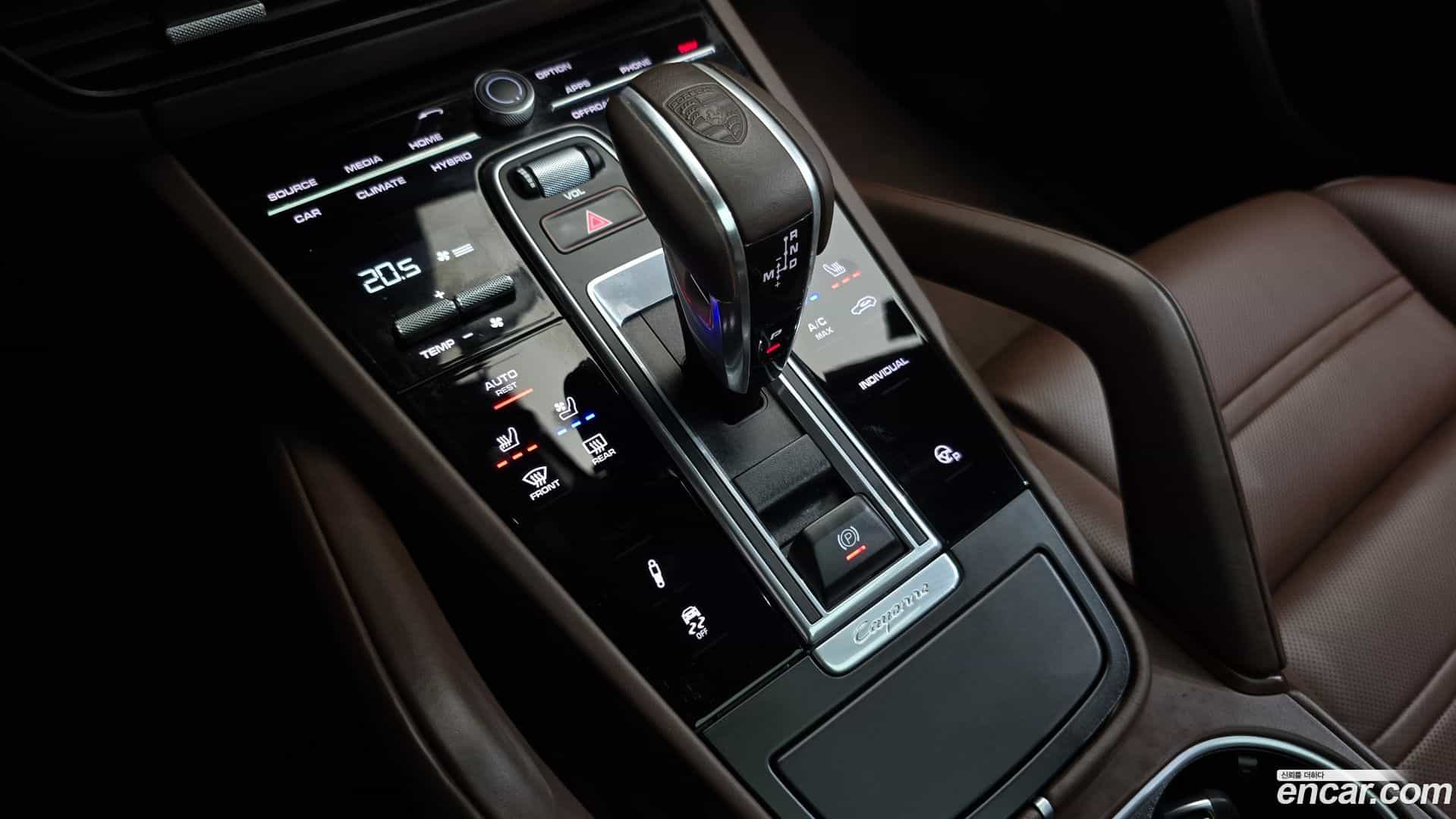 Cayenne Porsche 2021.2-INNER-009