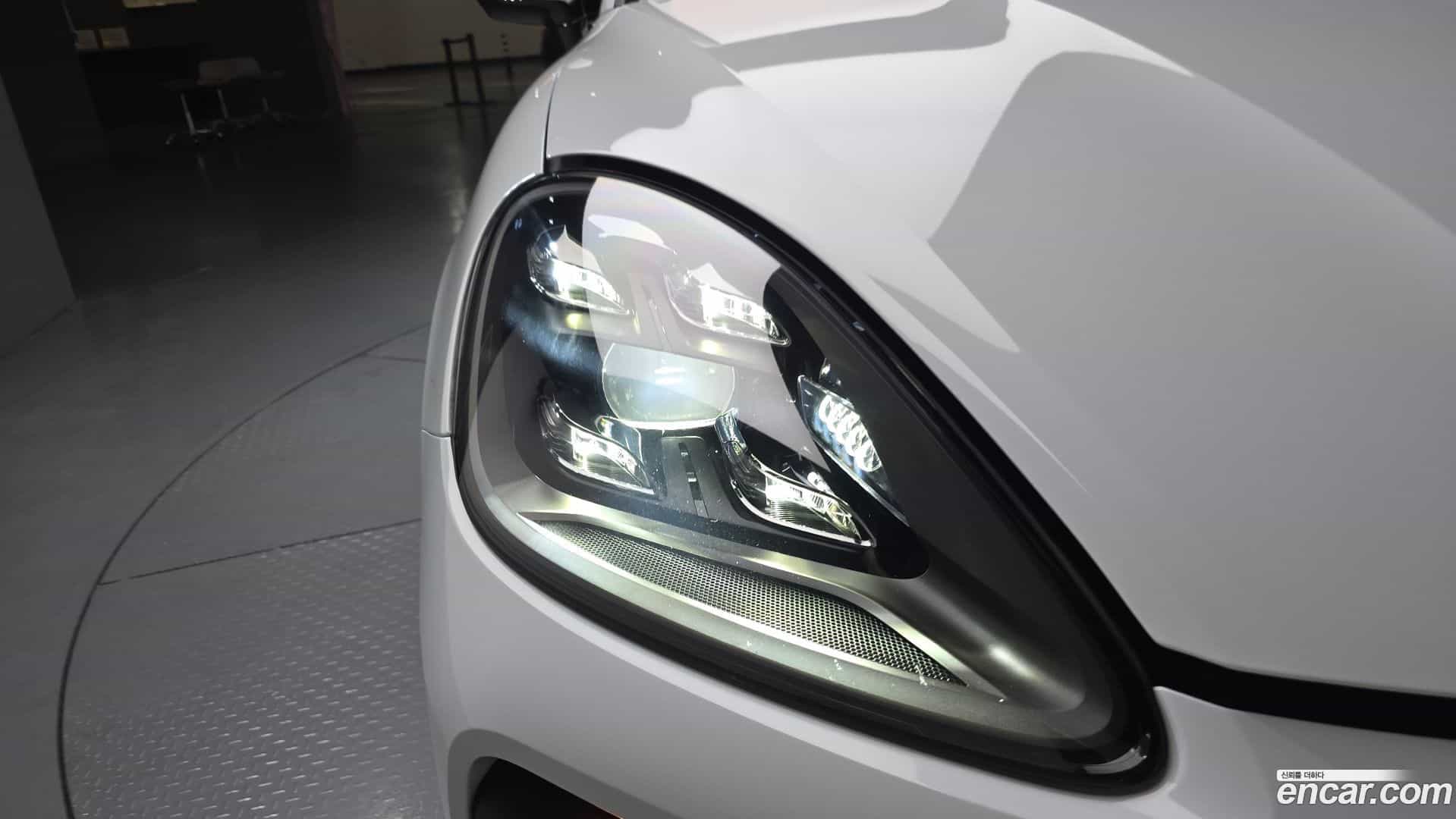 Cayenne Porsche 2021.2-OUTER-032