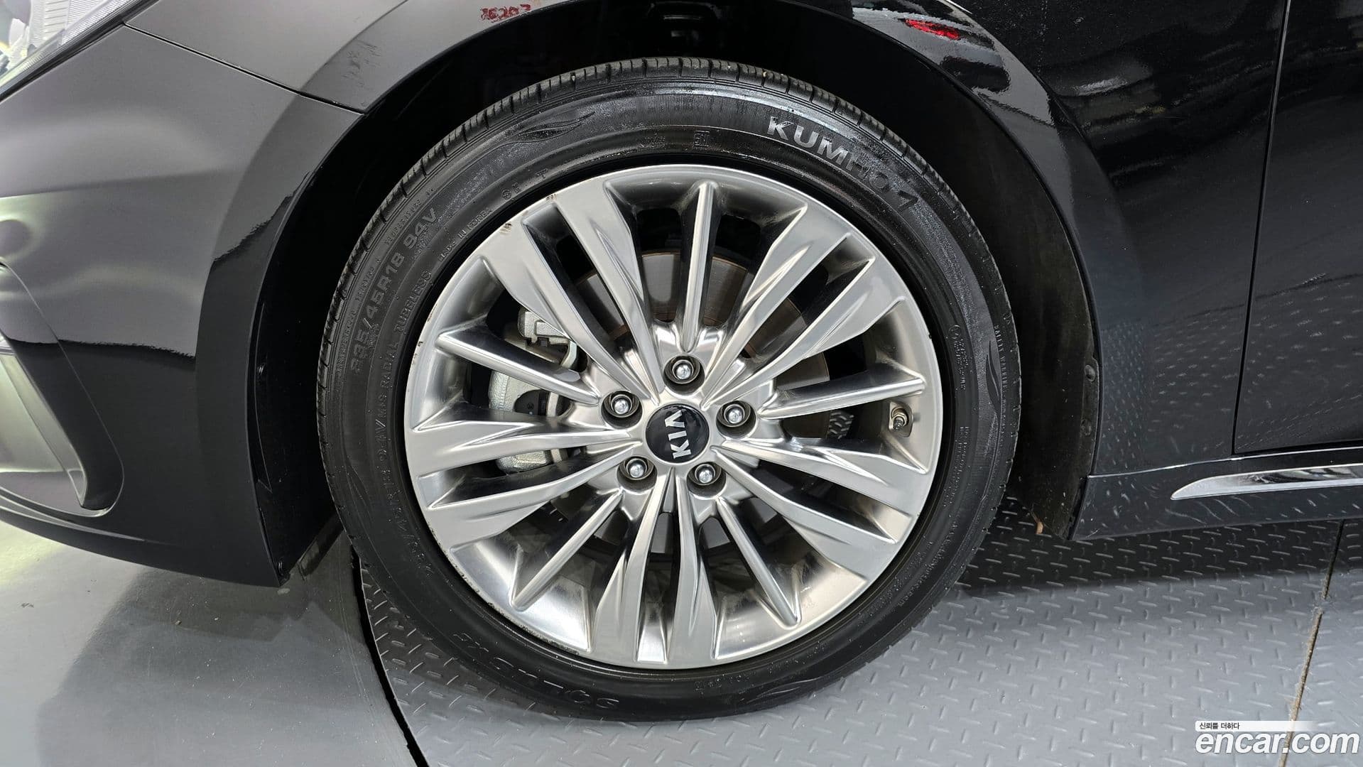 Main__Slider__Photo:K5 Kia 2018.1-4