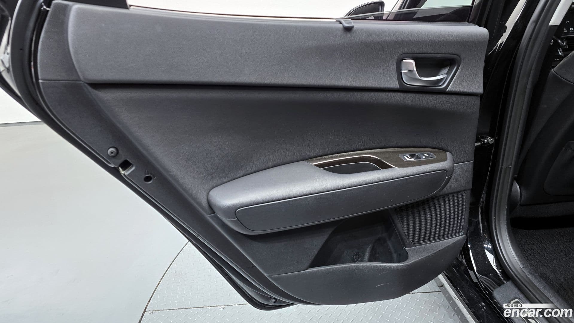 Main__Slider__Photo:K5 Kia 2018.1-24