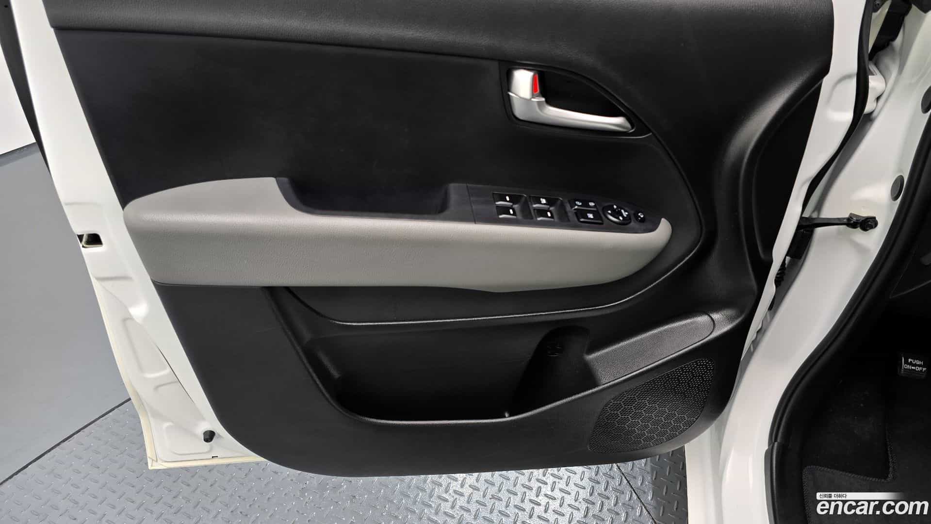 RAY Kia 2022.6-INNER-034
