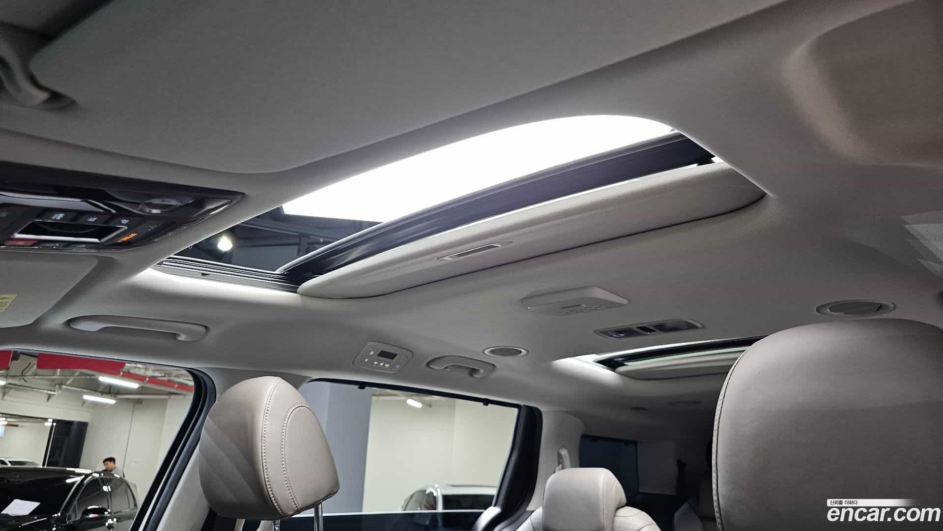 Canival Kia 2024.2-OPTION-049