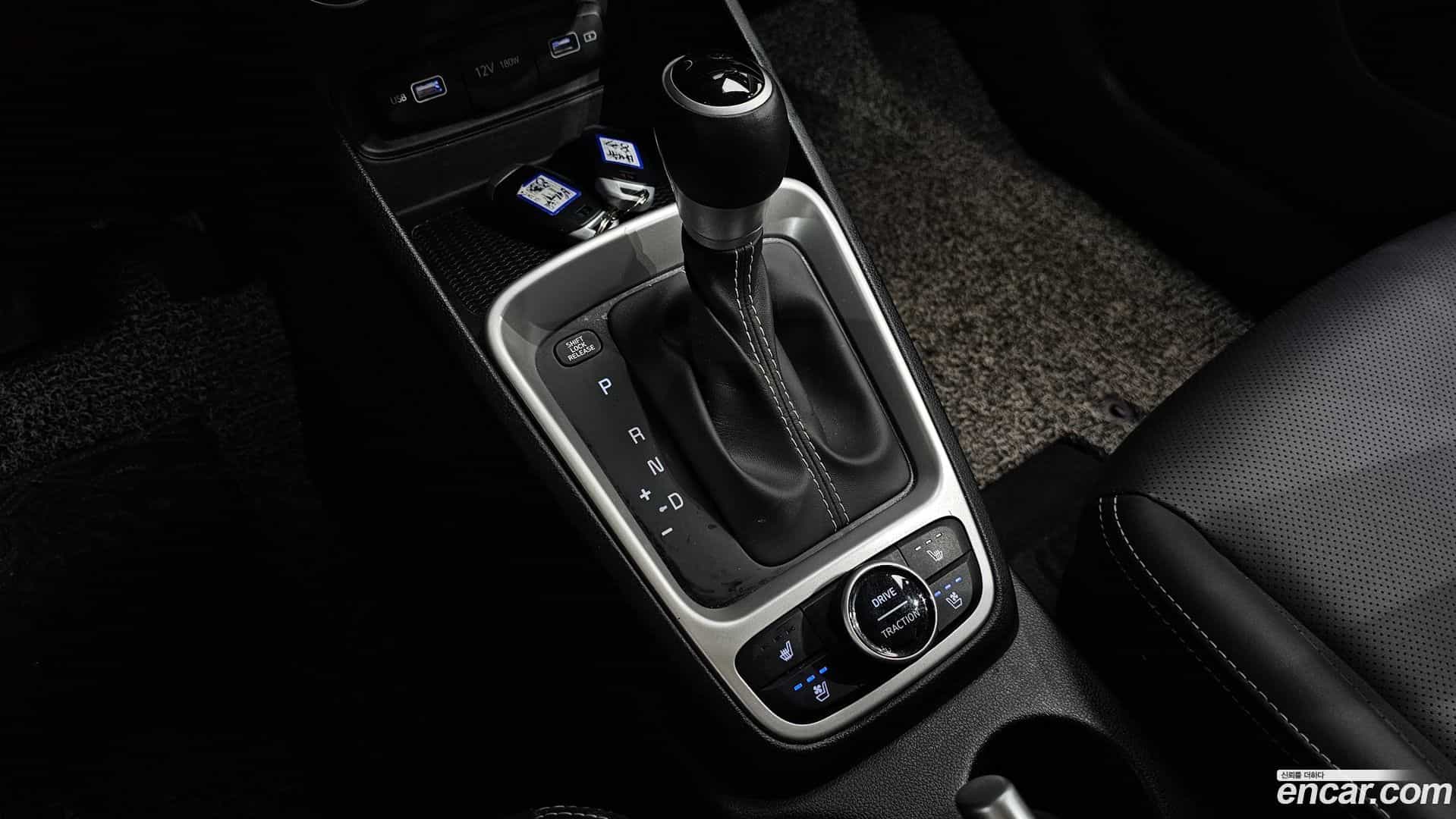 Venue Hyundai 2022.2-INNER-009