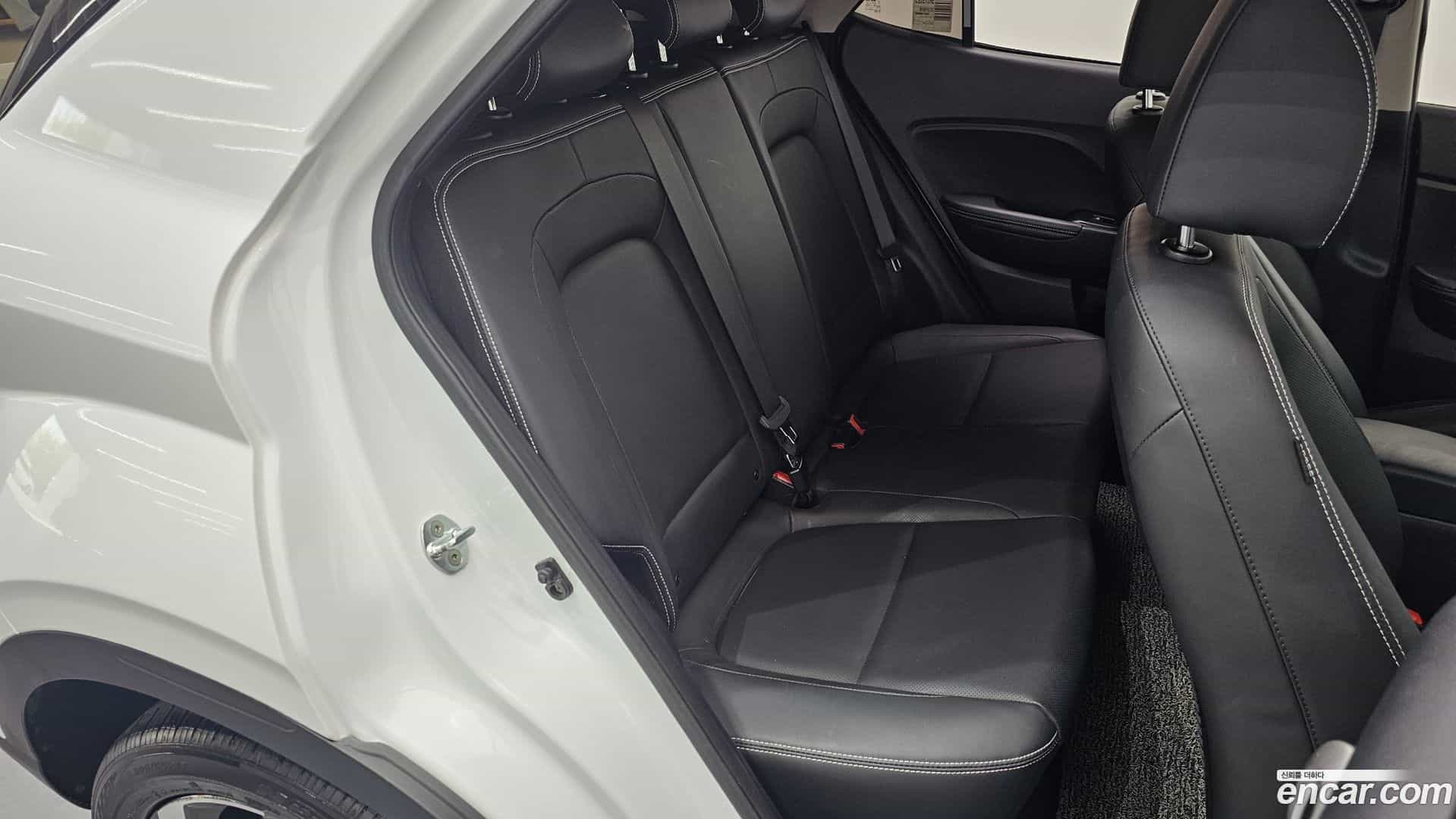 Venue Hyundai 2022.2-OPTION-016
