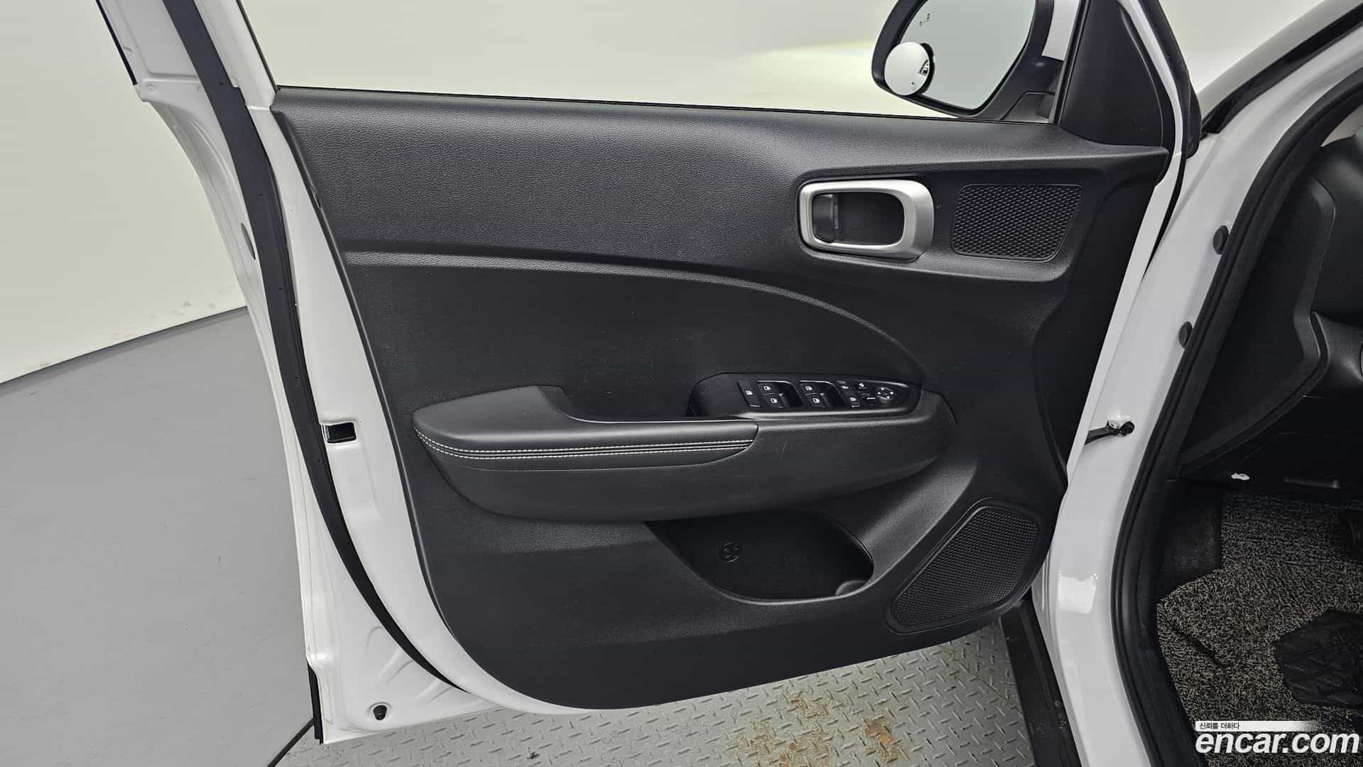 Venue Hyundai 2022.2-INNER-034