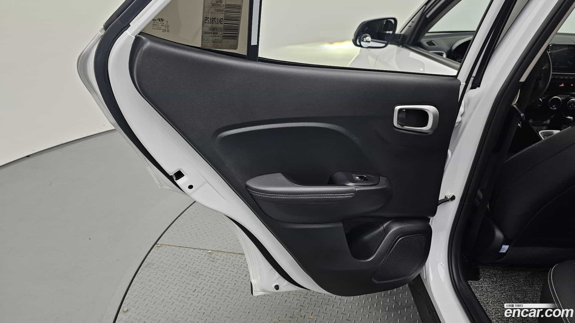 Venue Hyundai 2022.2-INNER-035