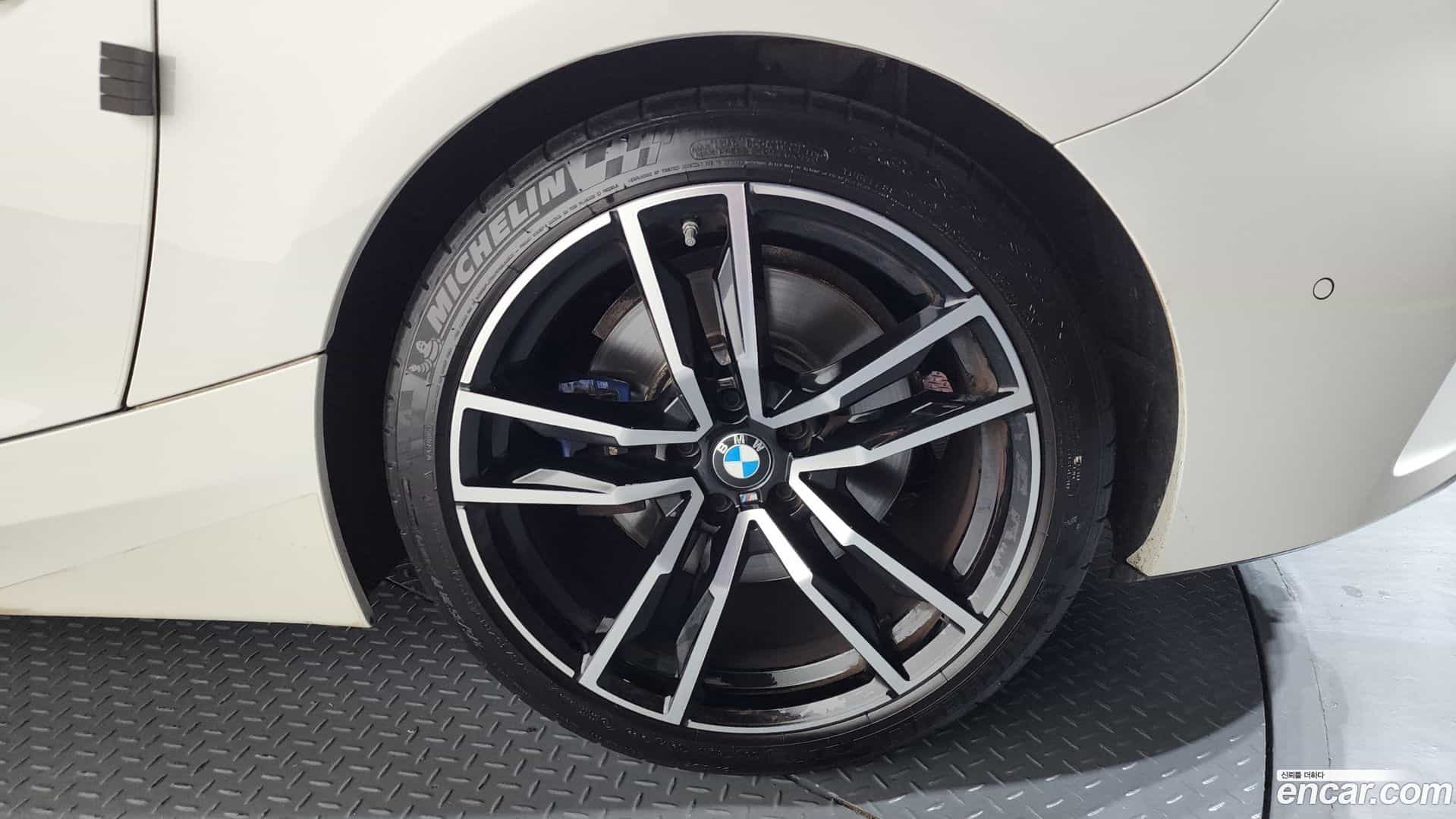 Z4 BMW 2022.7-OUTER-031