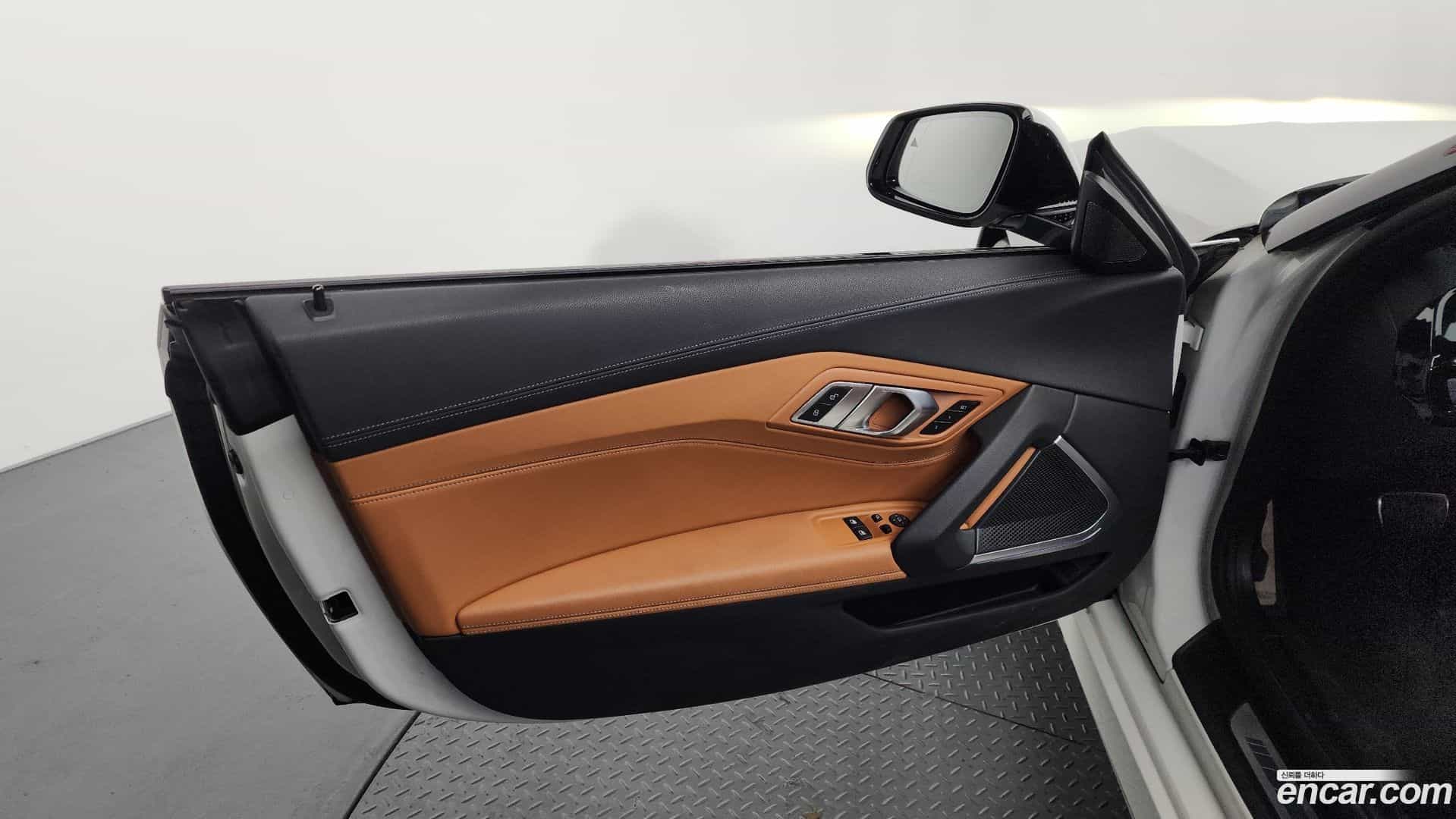 Z4 BMW 2022.7-INNER-034