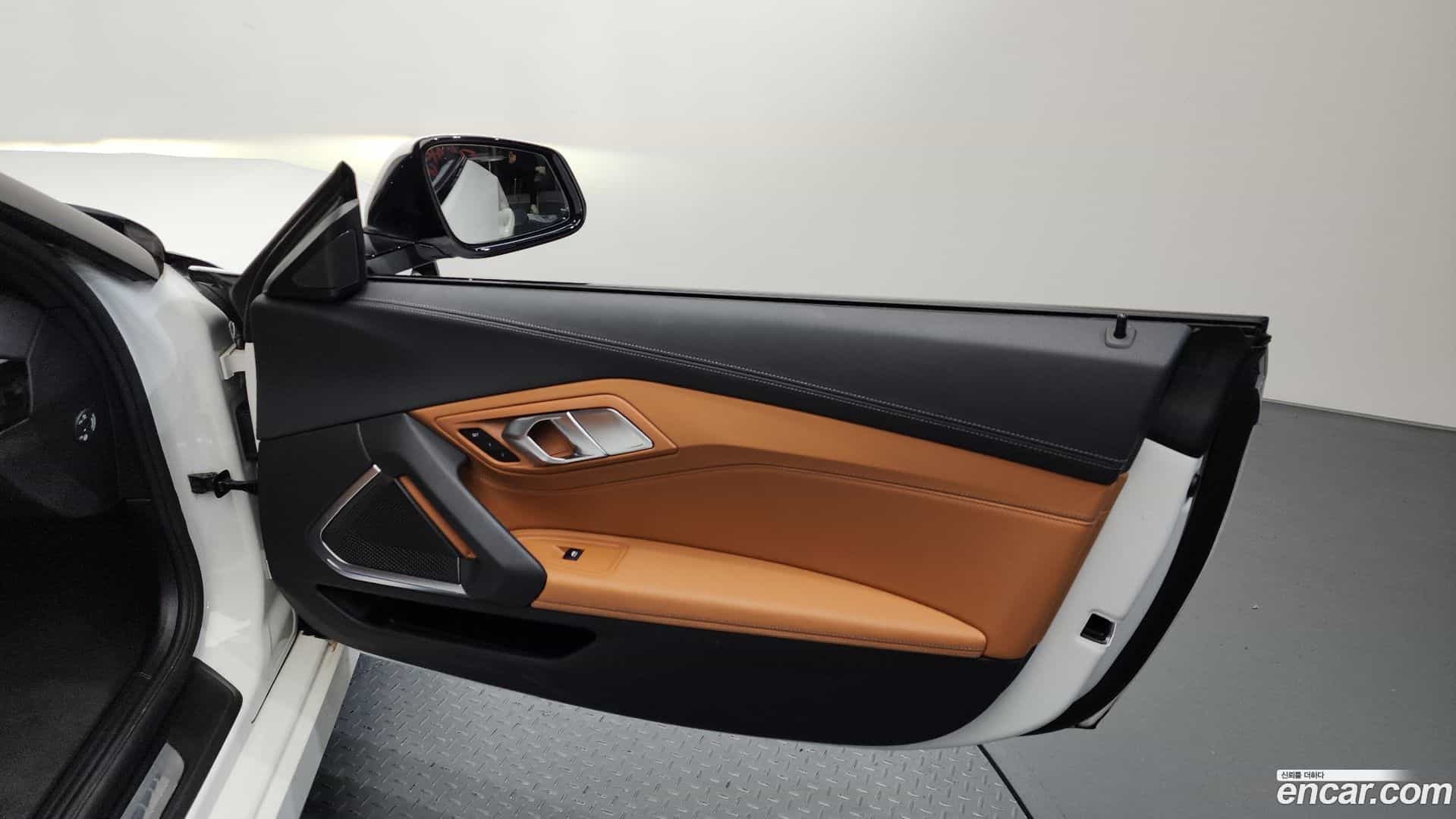 Z4 BMW 2022.7-INNER-035