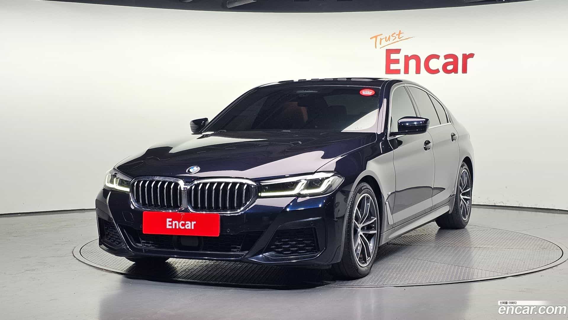 5-Series BMW 2022.4-OUTER-001
