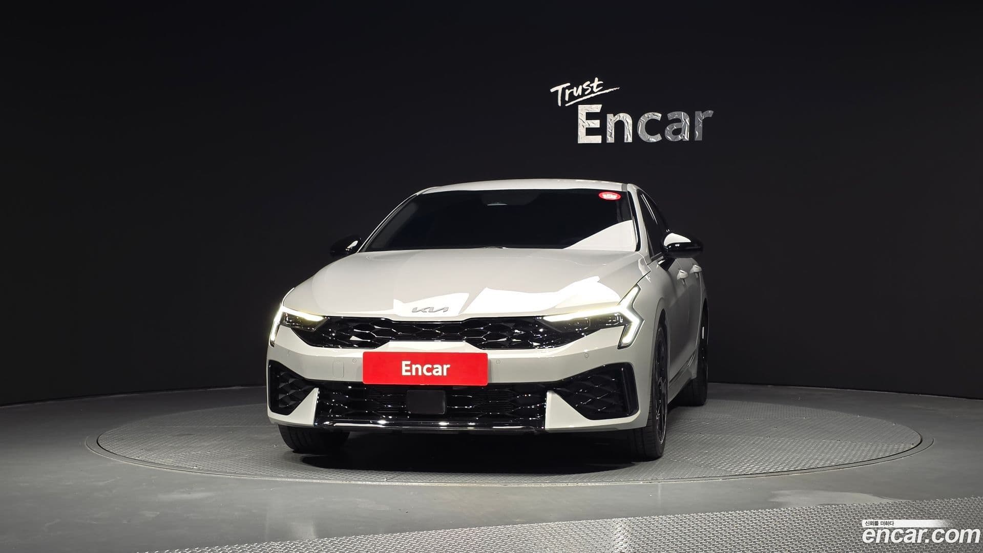 Main__Slider__Photo:K5 Kia 2025.8-2