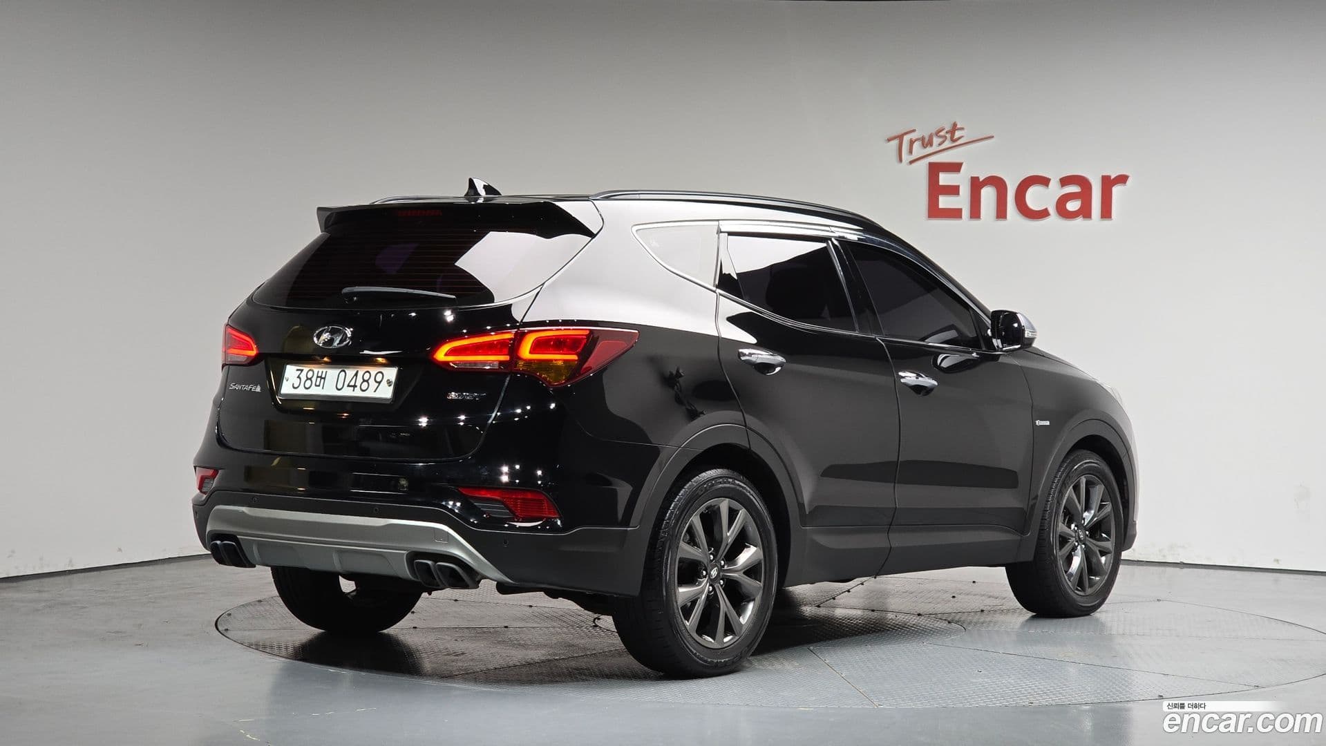 Main__Slider__Photo:Santafe Hyundai 2016.8-1