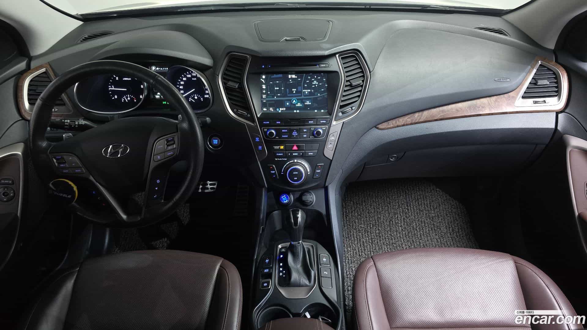 Santafe Hyundai 2016.8-INNER-007
