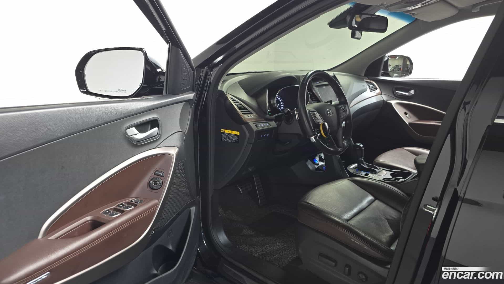 Santafe Hyundai 2016.8-INNER-010